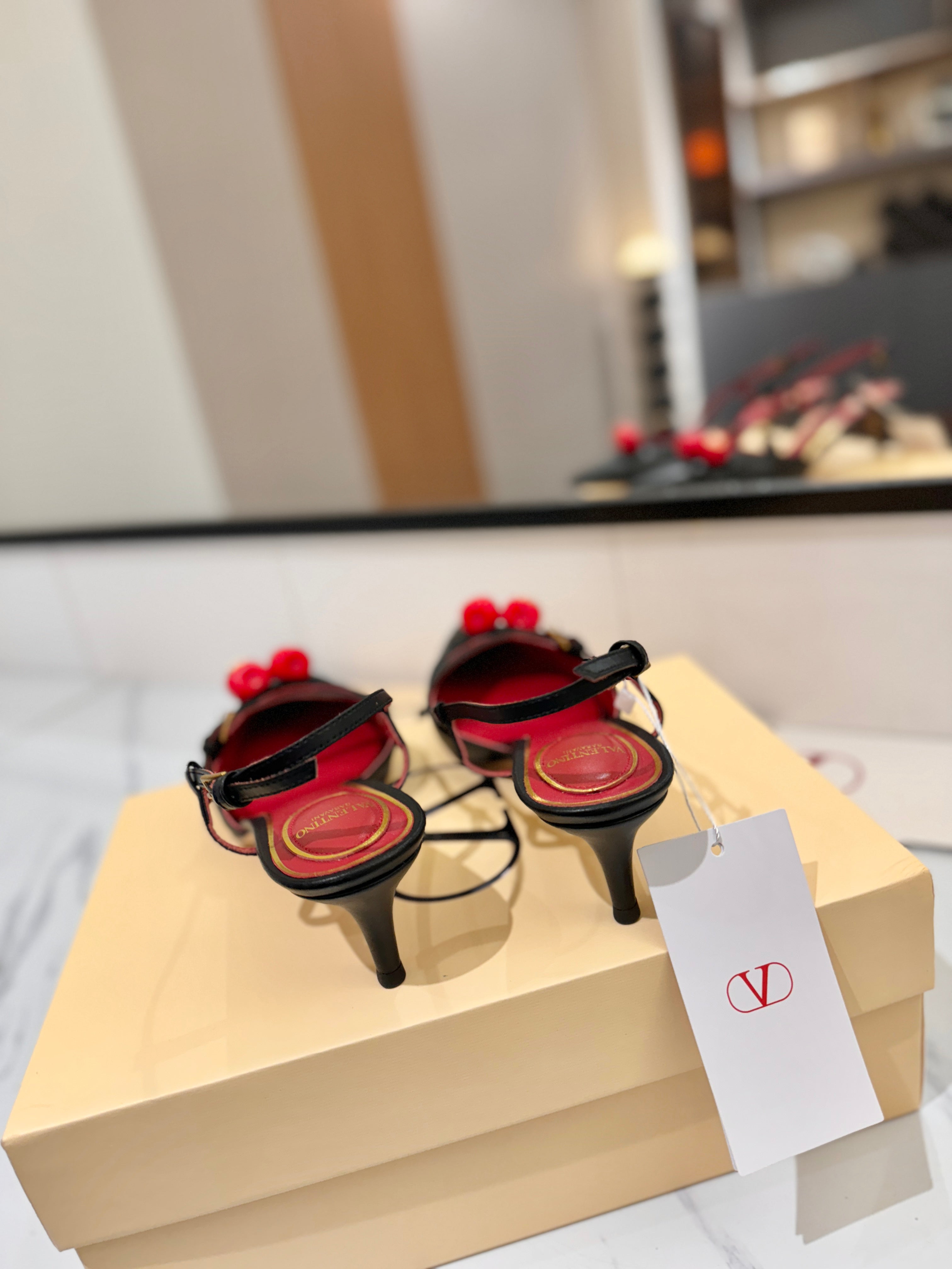 VT Cherryfic Slingback 5cm Black Leather 666317