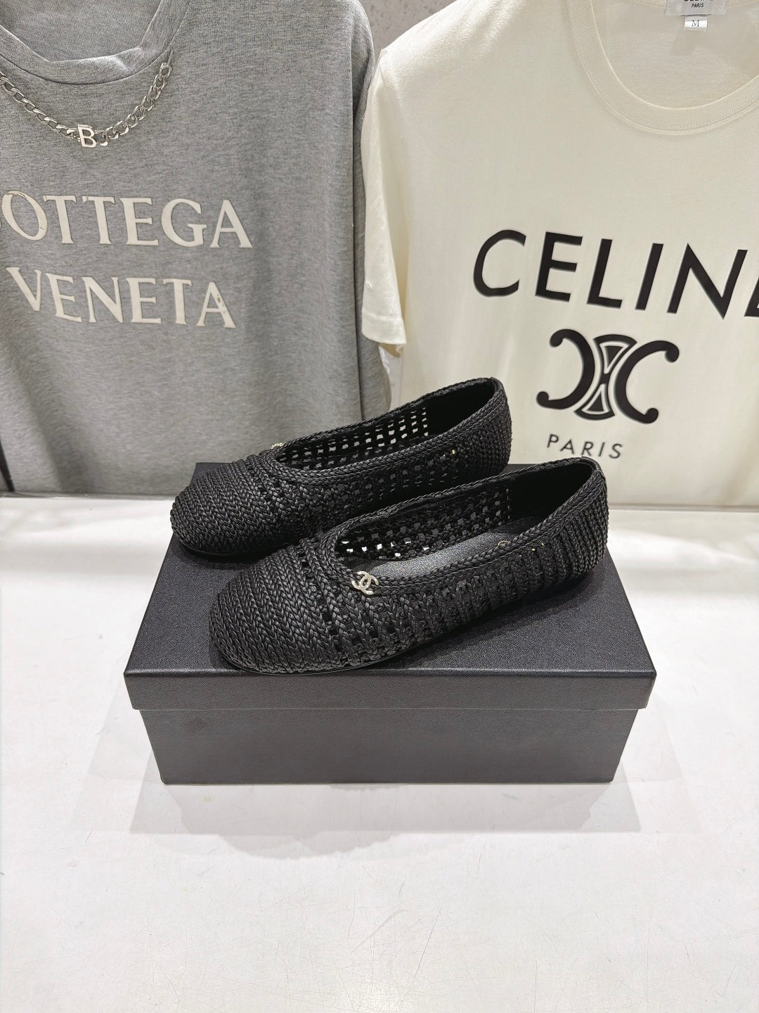 CC 26s Two-Tone Ballet Flats Black Crochet 965102