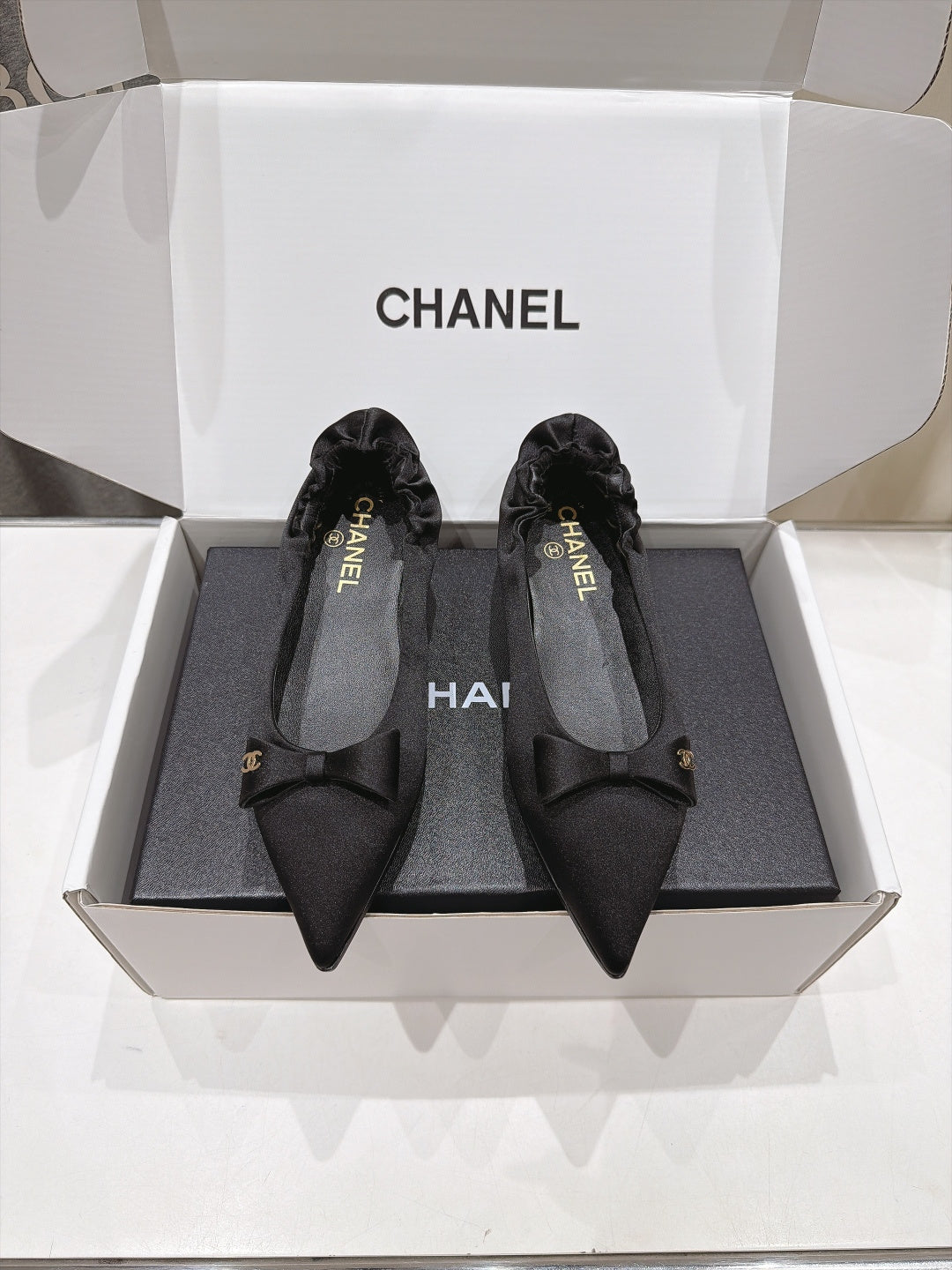 CC 26s Pointed-Toe Flats Black Satin 181373