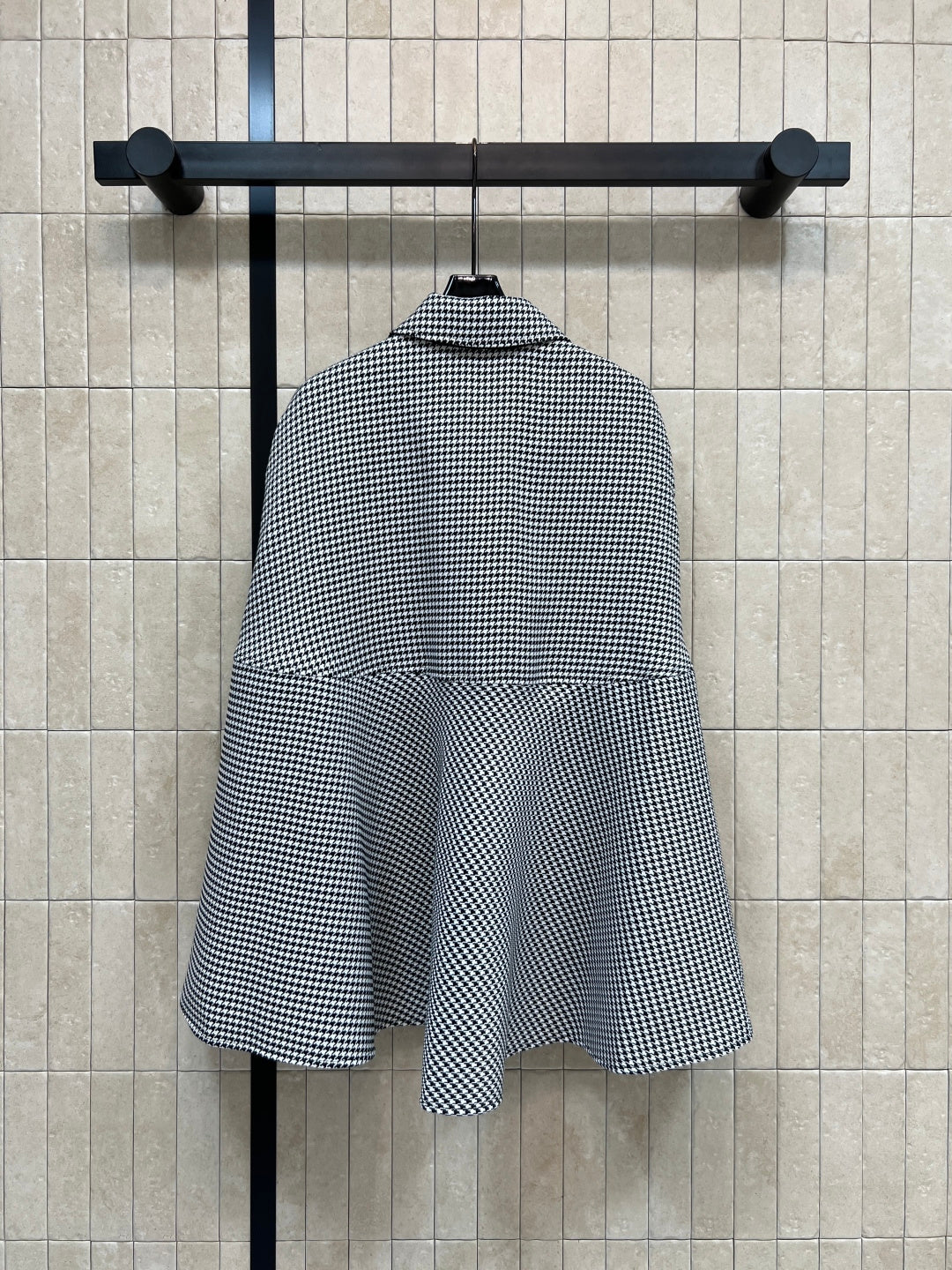 CD 26s Cape with Tied Neckline Black White Polyester Fiber