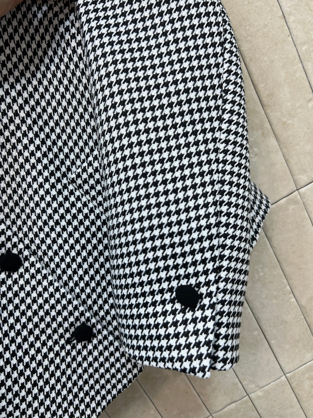 CD 26s Cropped Jacket Black White Polyester Fiber