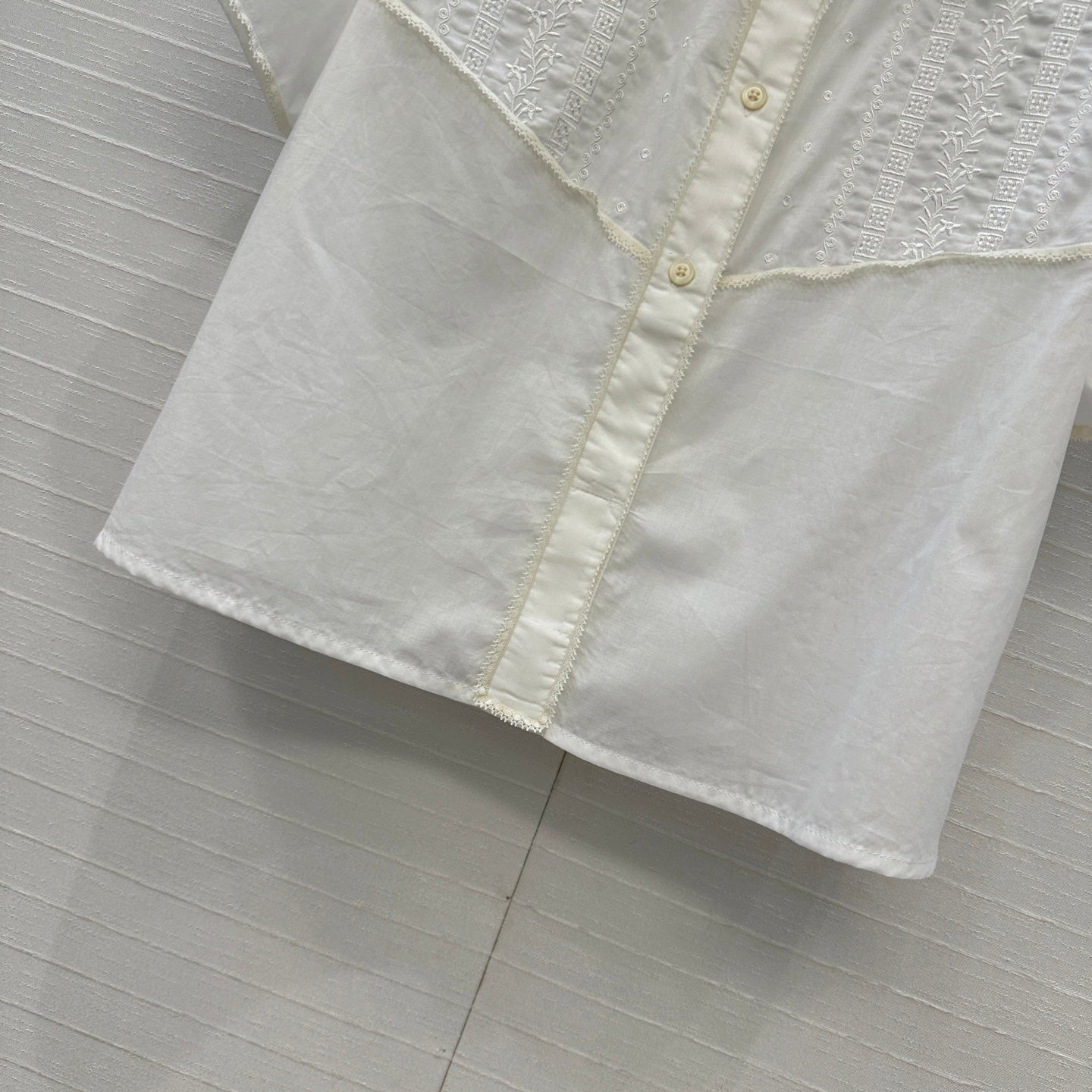 Prada 25 Lace Short-sleeved Shirt White Cotton