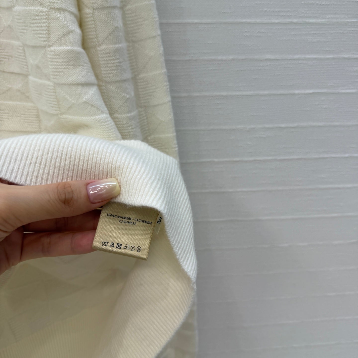 HM Monogram Toweling Cardigan Cream Cashmere 402934
