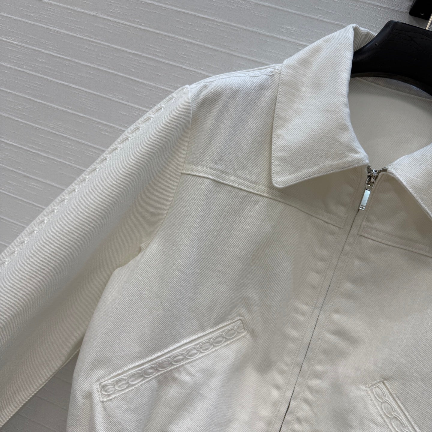 CC 26s Jacket With Cable Knit Embroidery White Denim 402908