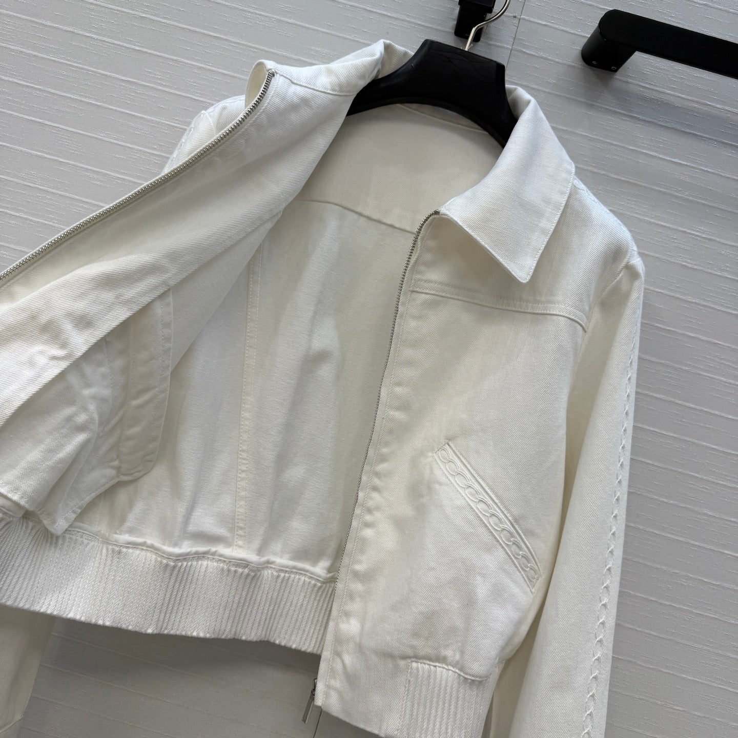 CC 26s Jacket With Cable Knit Embroidery White Denim 402908