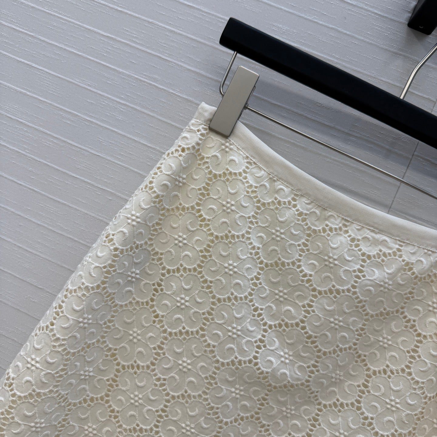 Valentino 26s Skirt Intricate Lace White Cotton 402900