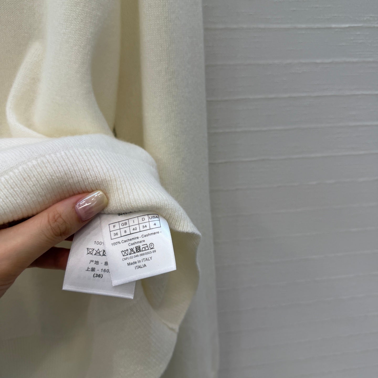 CD Tie-neck Sweater Cream Cashmere 402874