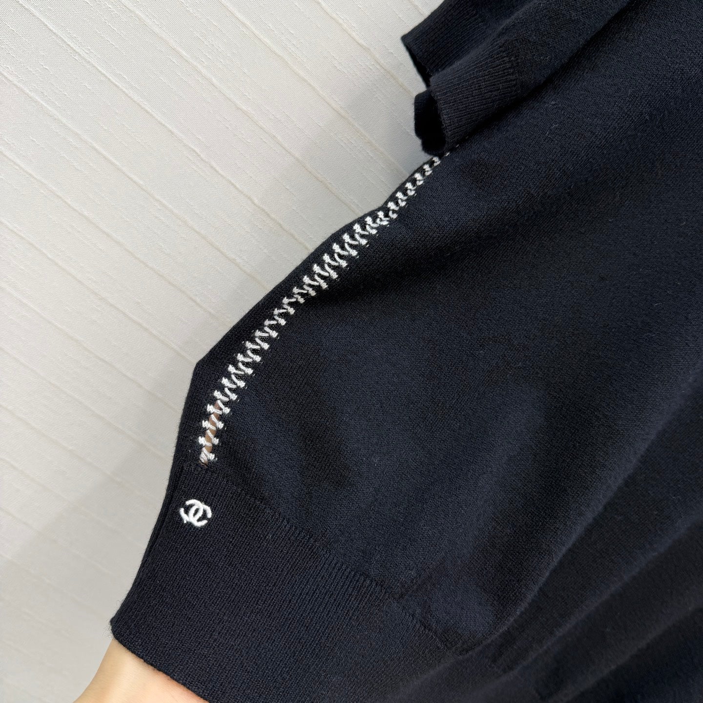 CC 26s Cross-Stitch Knit Short-Sleeved Top Black Cashmere 409391