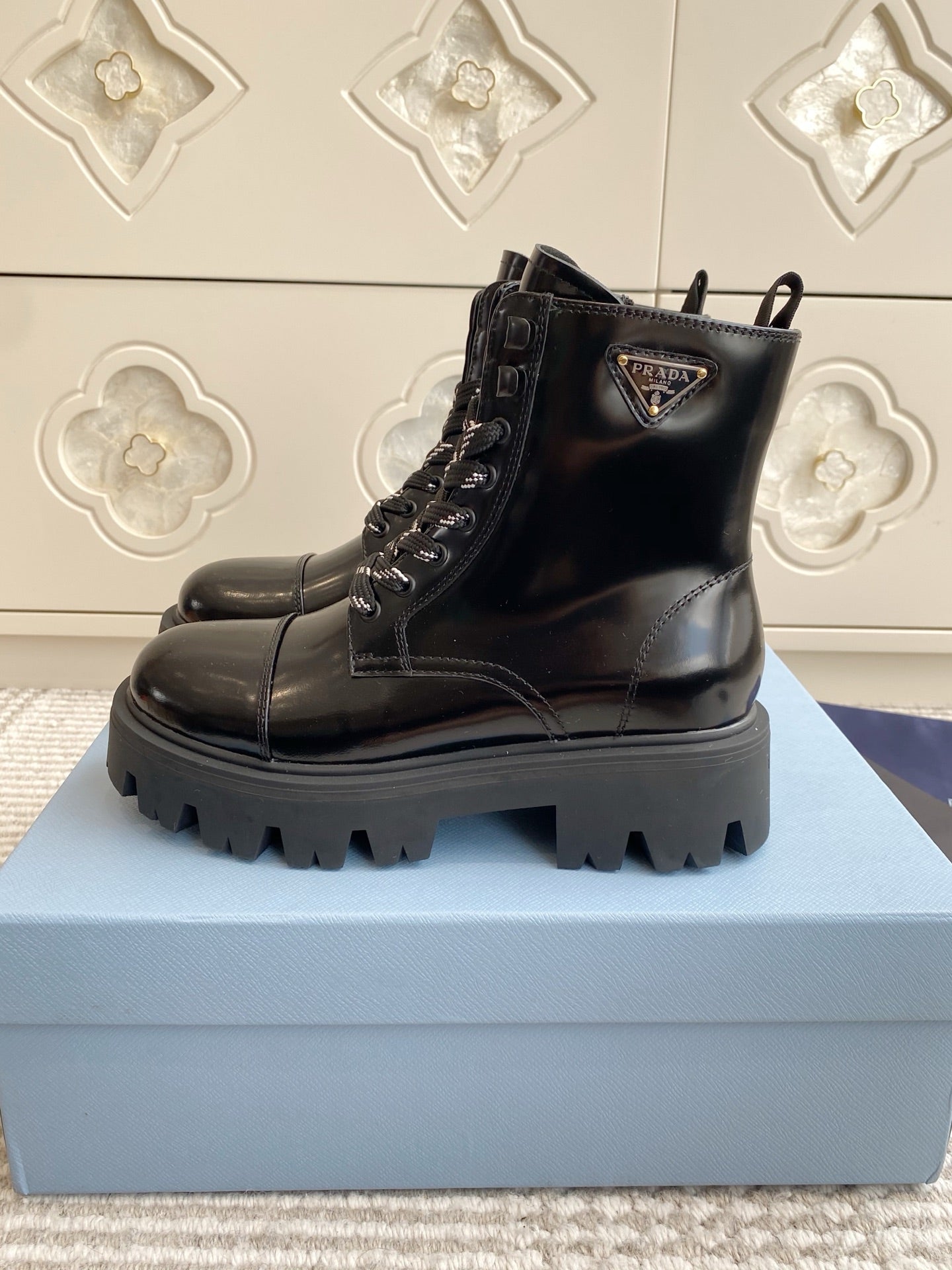Prada 26s Combat Boots Black Plaque Leather 957398