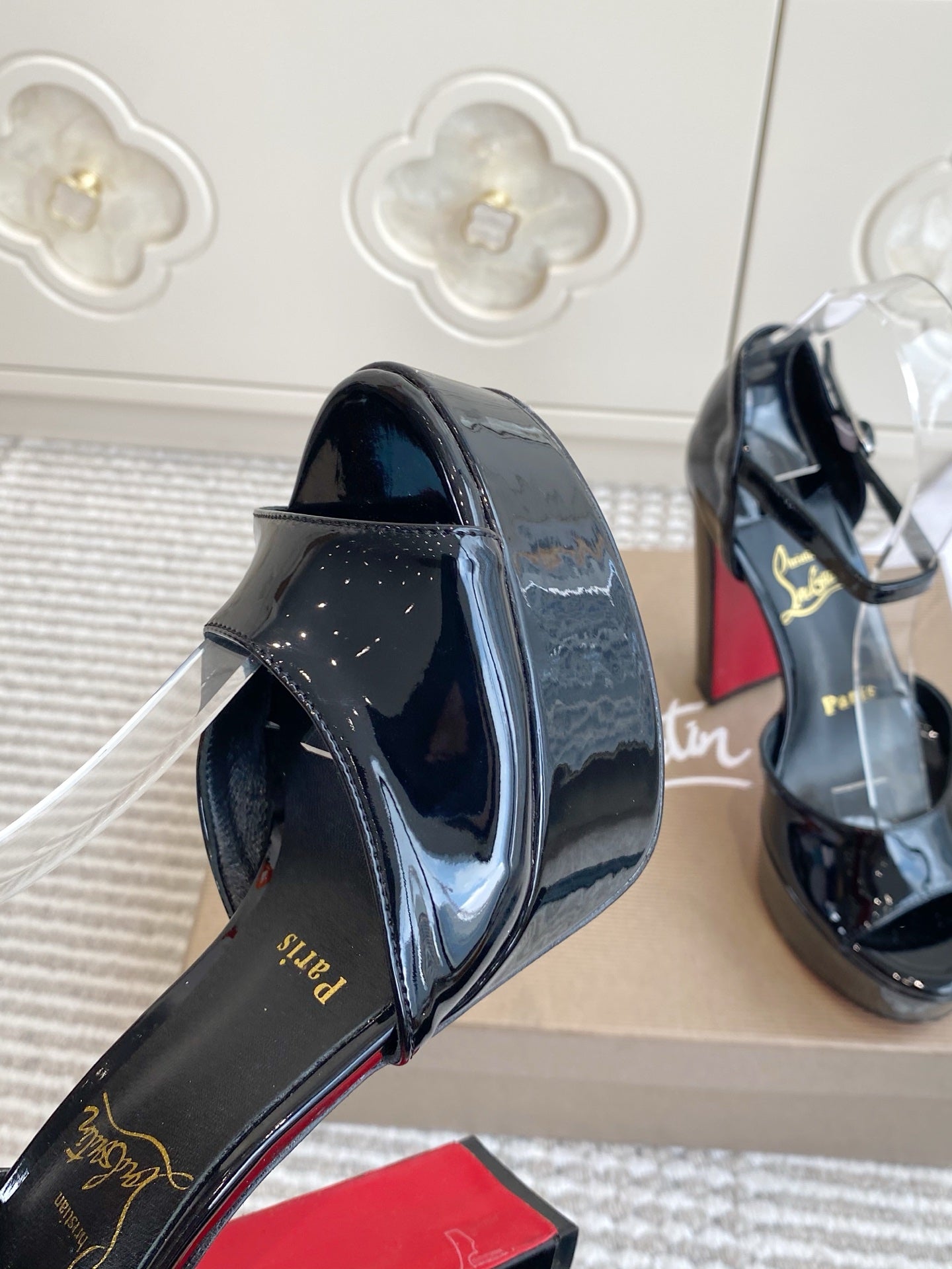 CL Sandaloo Ankle-Strap Platform Sandal Black Patent Leather 542786