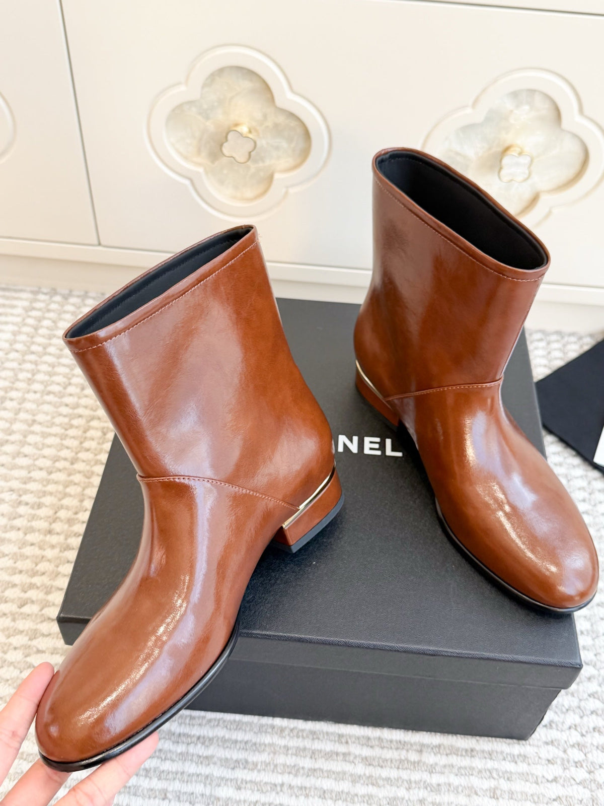 CC 26s Ankle Boots Brown Black Leather 122045
