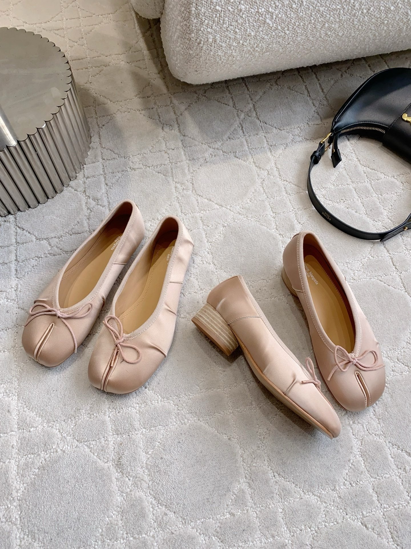 Maison Margie Split-Toe Ballet Flats Beige Satin 724812