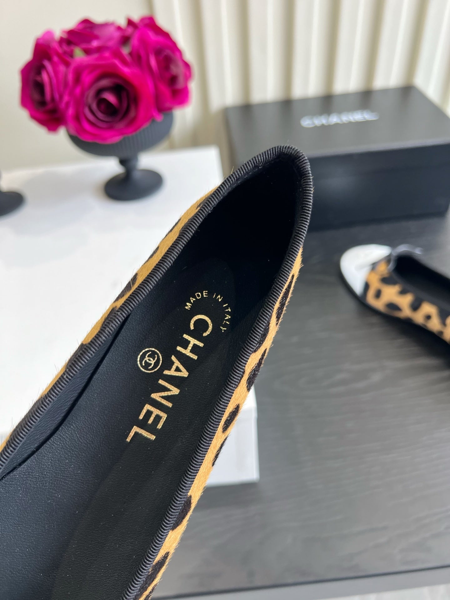 CC 26s Ballet Flat Black Beige Horsehair 850777