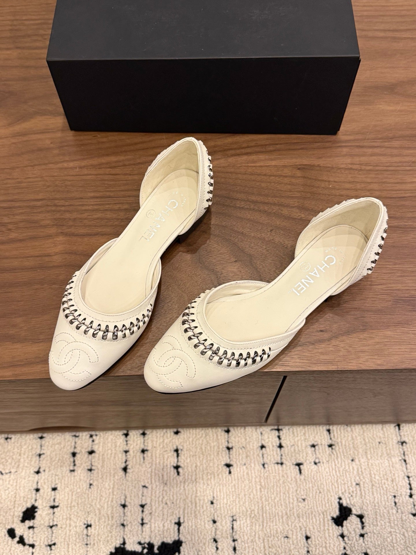 CC 2026 SlingBack Flat Braided Chain White Calfskin 676193