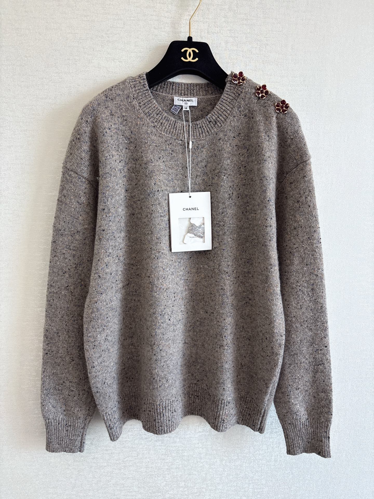 CC 26s Floral Shoulder Button Crew Neck Long Sleeve Sweater Wool Fabric 415825