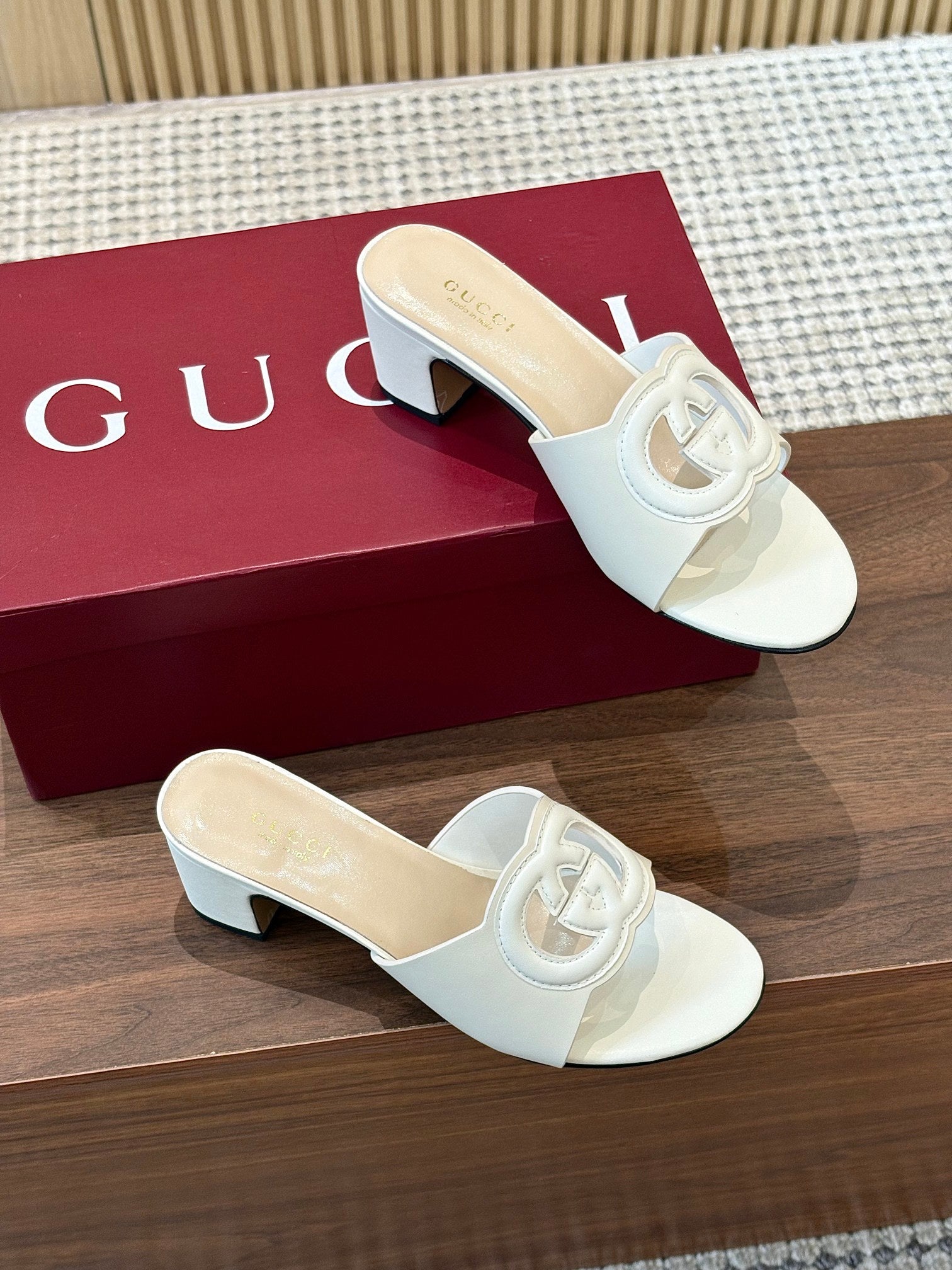 GG Interlocking G Cutout Sandals 5.5cm White Sheepskin 646497