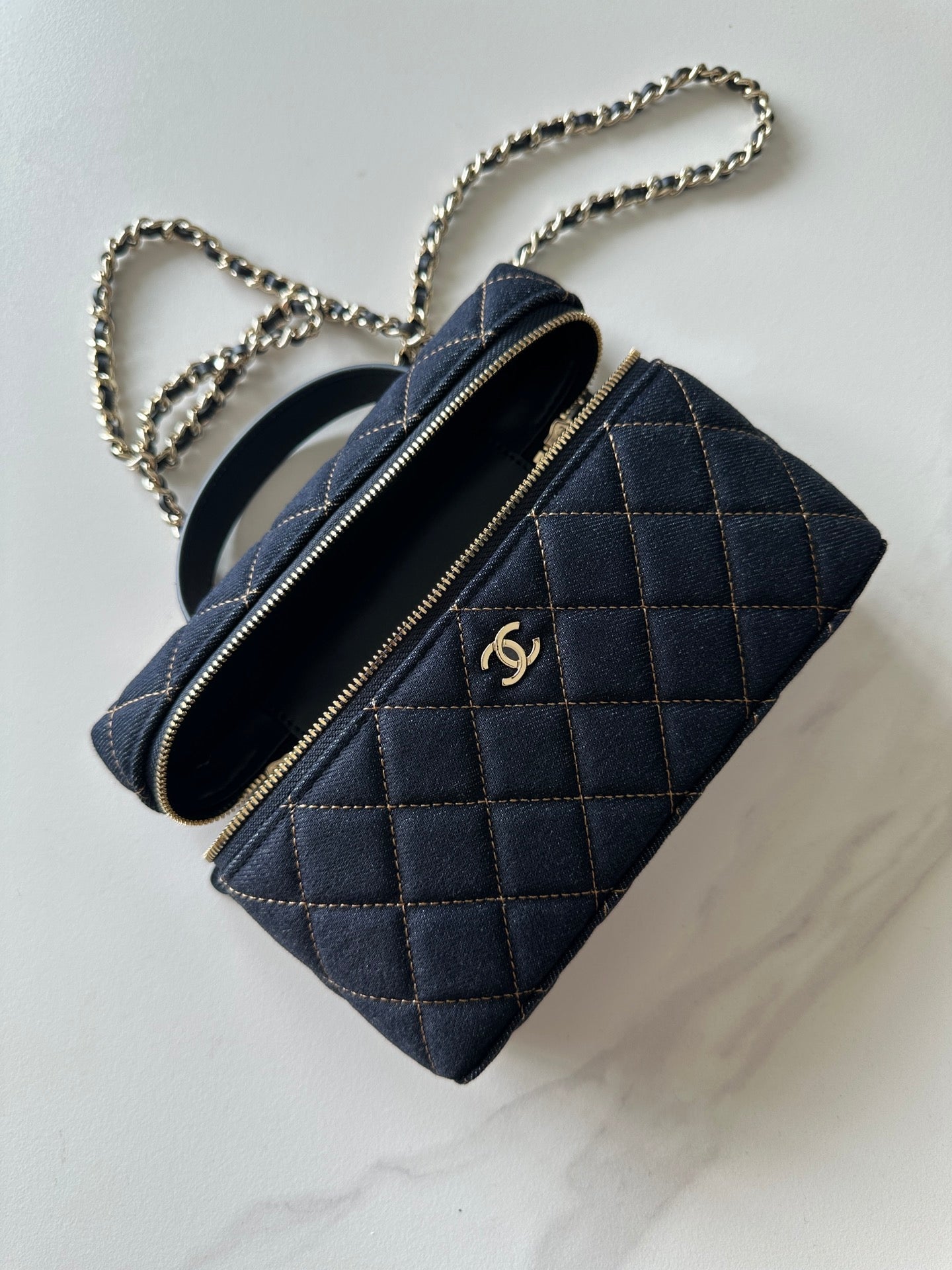 CC 25C Vanity Case Dark Blue Denim 289555
