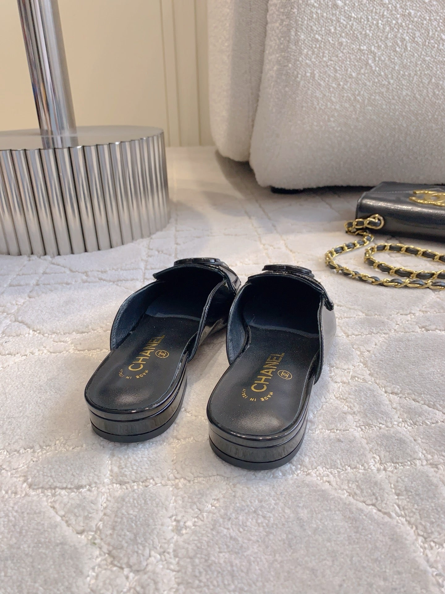 Chanel 26s Flat Mule 2cm Black Patent Calfskin