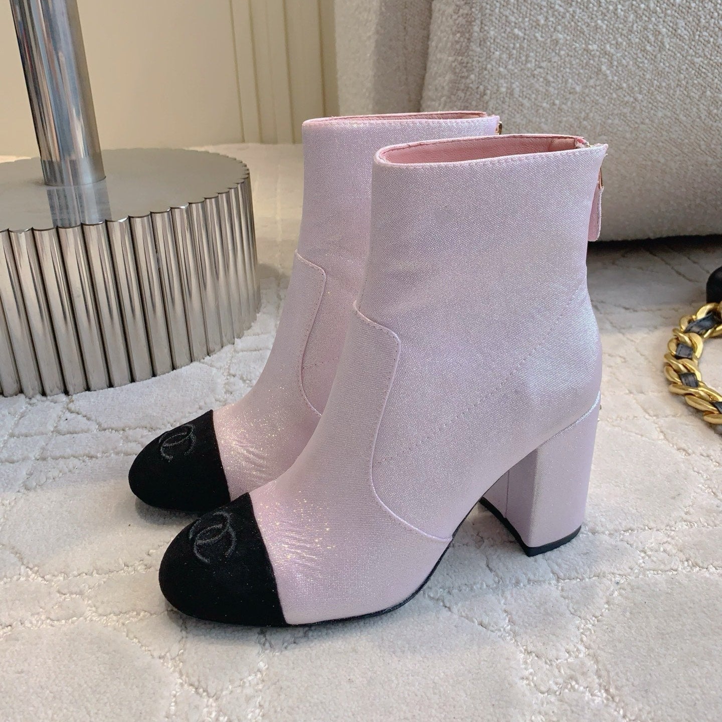 CC 25 Short Boot Pink Black Fabric Sheepskin 516639