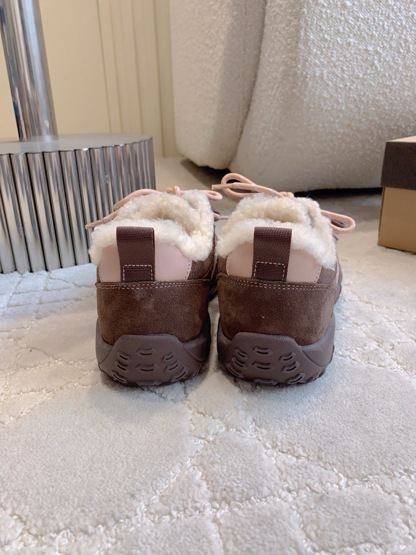 UGG Sneaker  Pink Suede and Fleece 516900