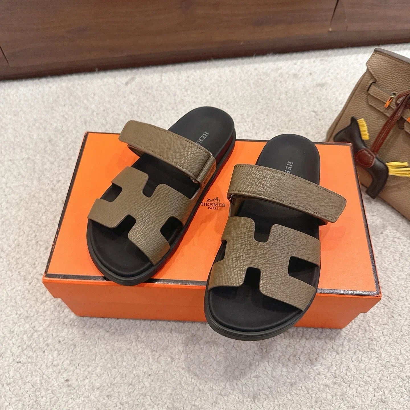 HM Chypre Sandal Grained Calfskin 862962