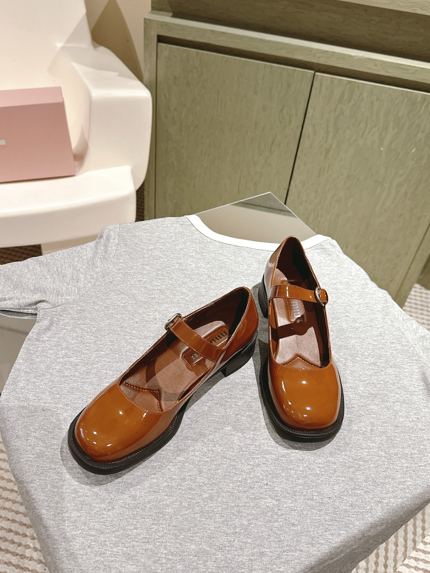 Miu Mary Jane Shoes Brown Patent Leather 445565