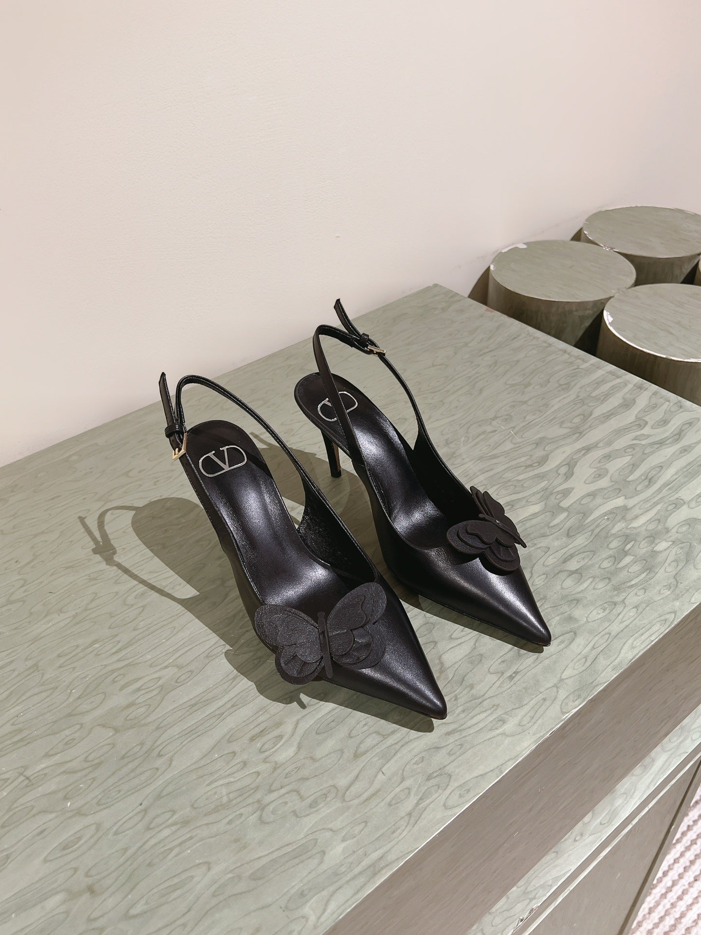 VT Papier-Phalène Pumps Black Sheepskin 659181