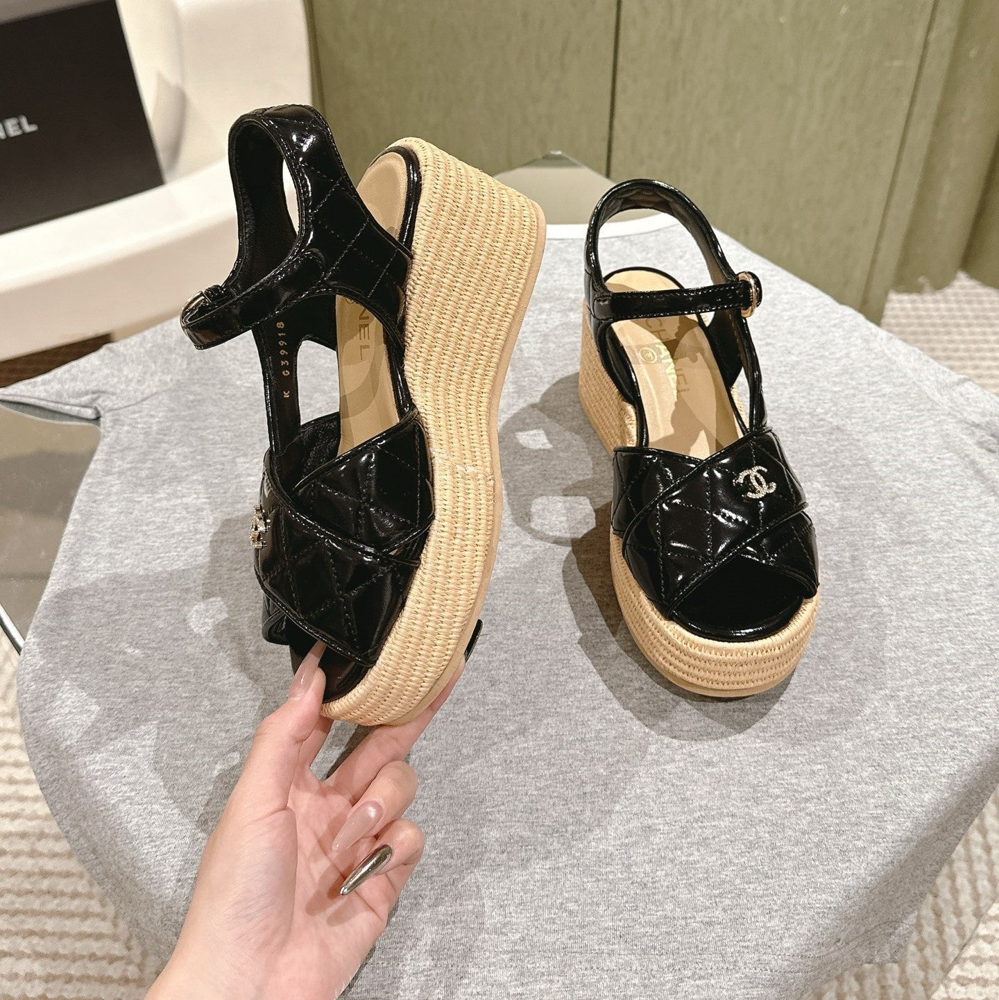CC 25ss Espadrille Sandals 85mm Black Quited Sheepskin 462242
