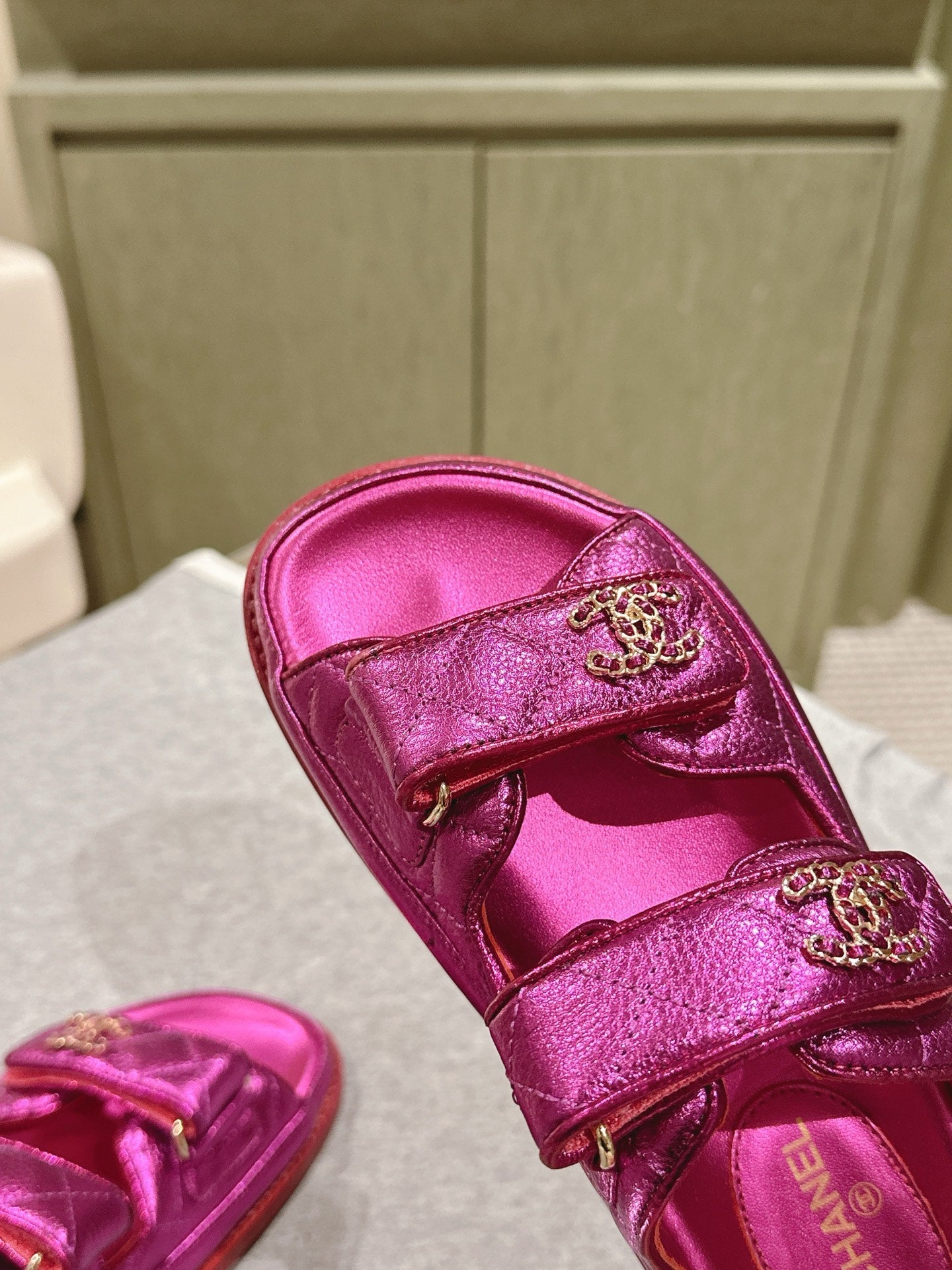 CC 25C Dad Sandals Mule Pink Metalic Grained Calfskin 462217
