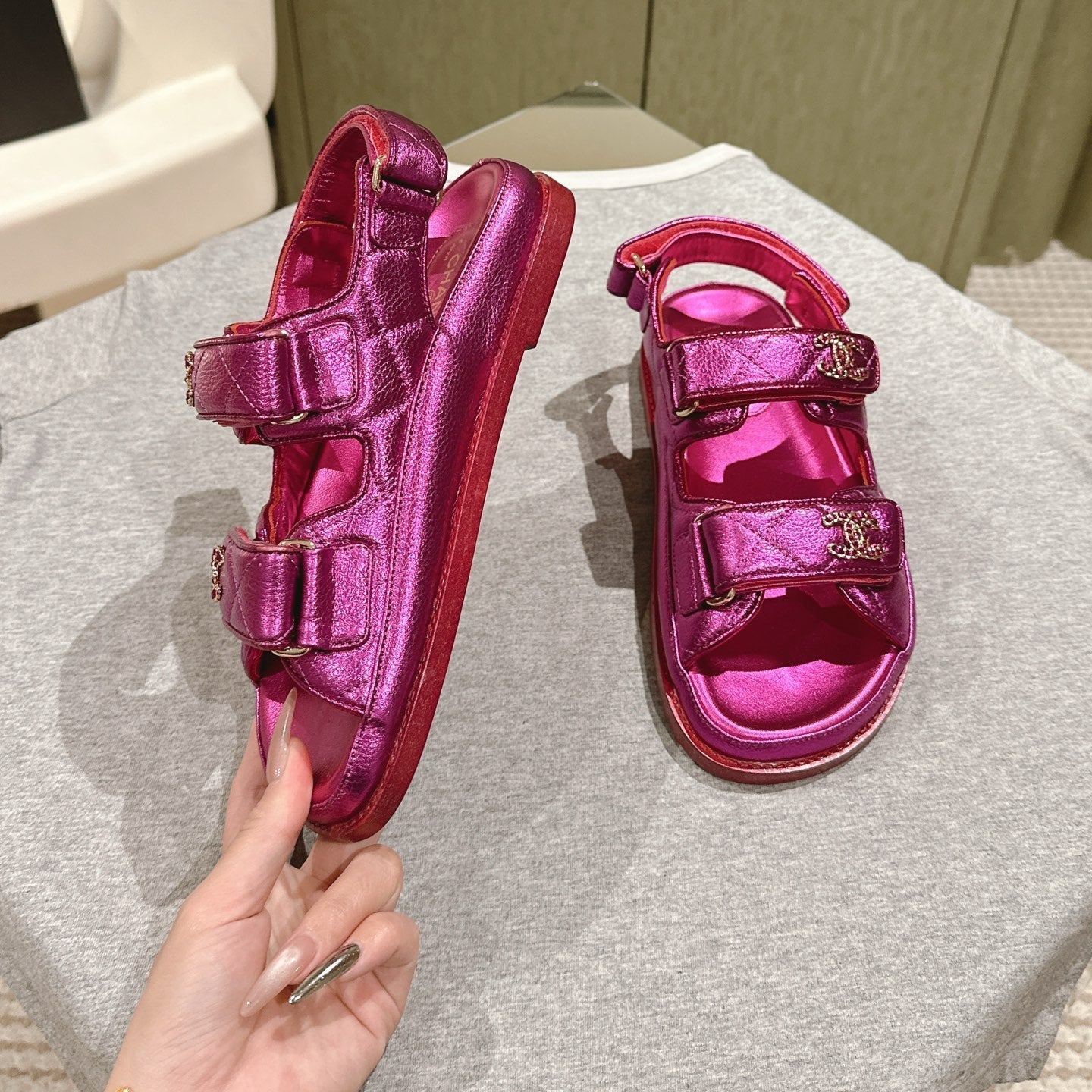 CC 25C Dad Sandals Pink Metalic Grained Calfskin 462233