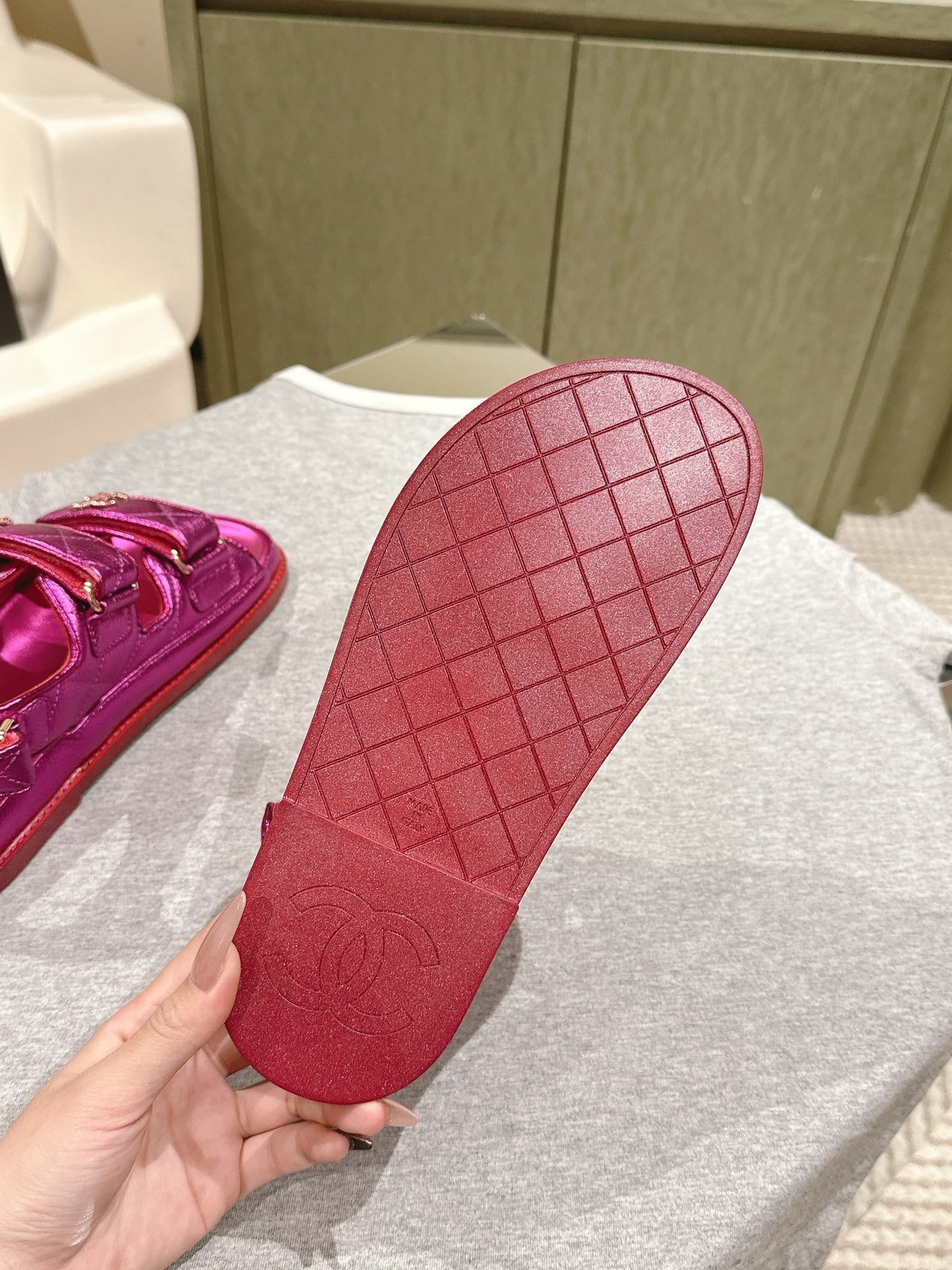 CC 25C Dad Sandals Pink Metalic Grained Calfskin 462233