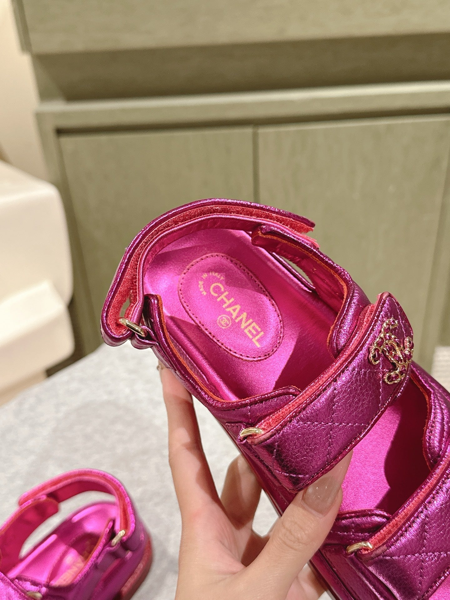 CC 25C Dad Sandals Pink Metalic Grained Calfskin 462233