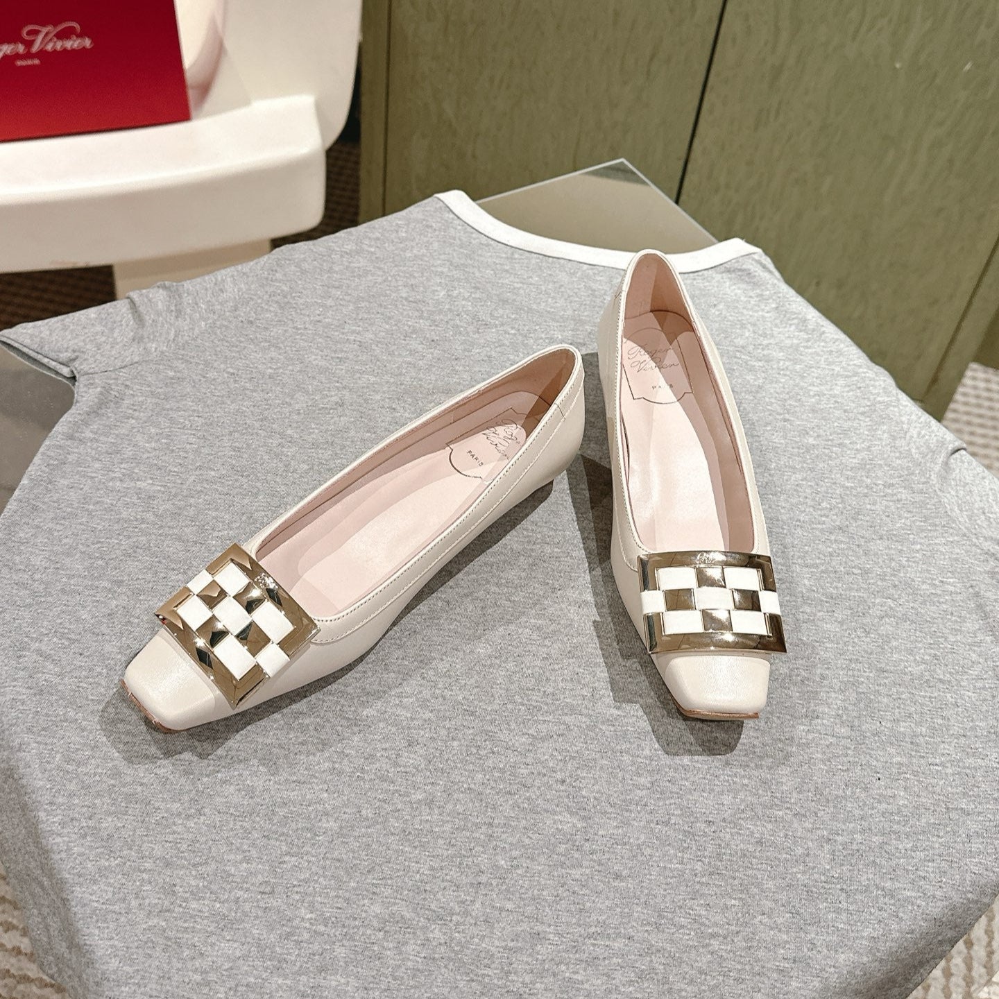 Viv 25 Jewel Flats Beige Imported Cowhide 241906