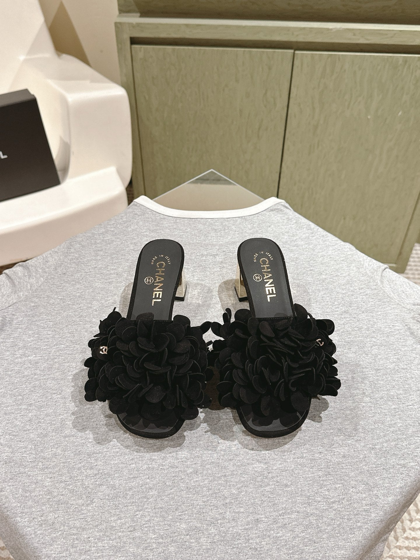 CC Floral Slide Sandals 55mm Black Suede Cowhide 454284