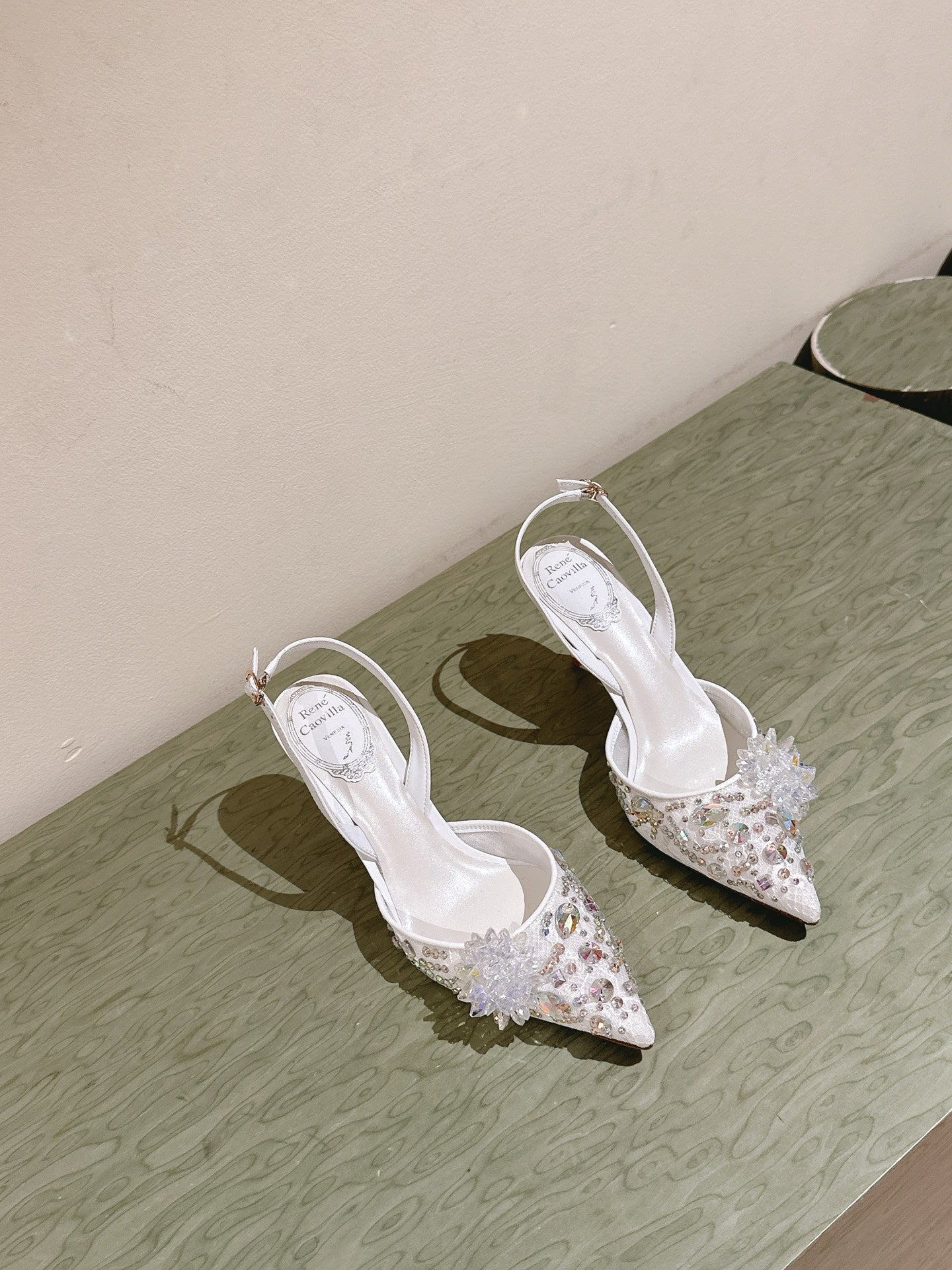 RC 25C Slingback Lace Mesh High Heel 7.5cm White Silk Rhinestones 268082