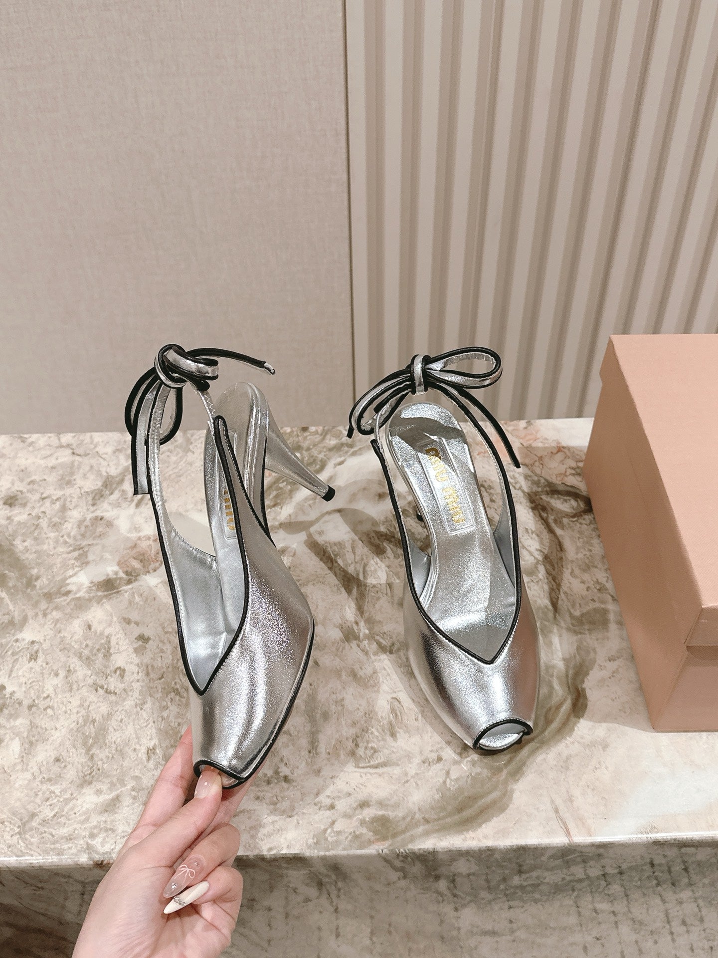 Miu Mordoré Slingback Pumps 85mm Sliver Cowhide Sheepskin 445795