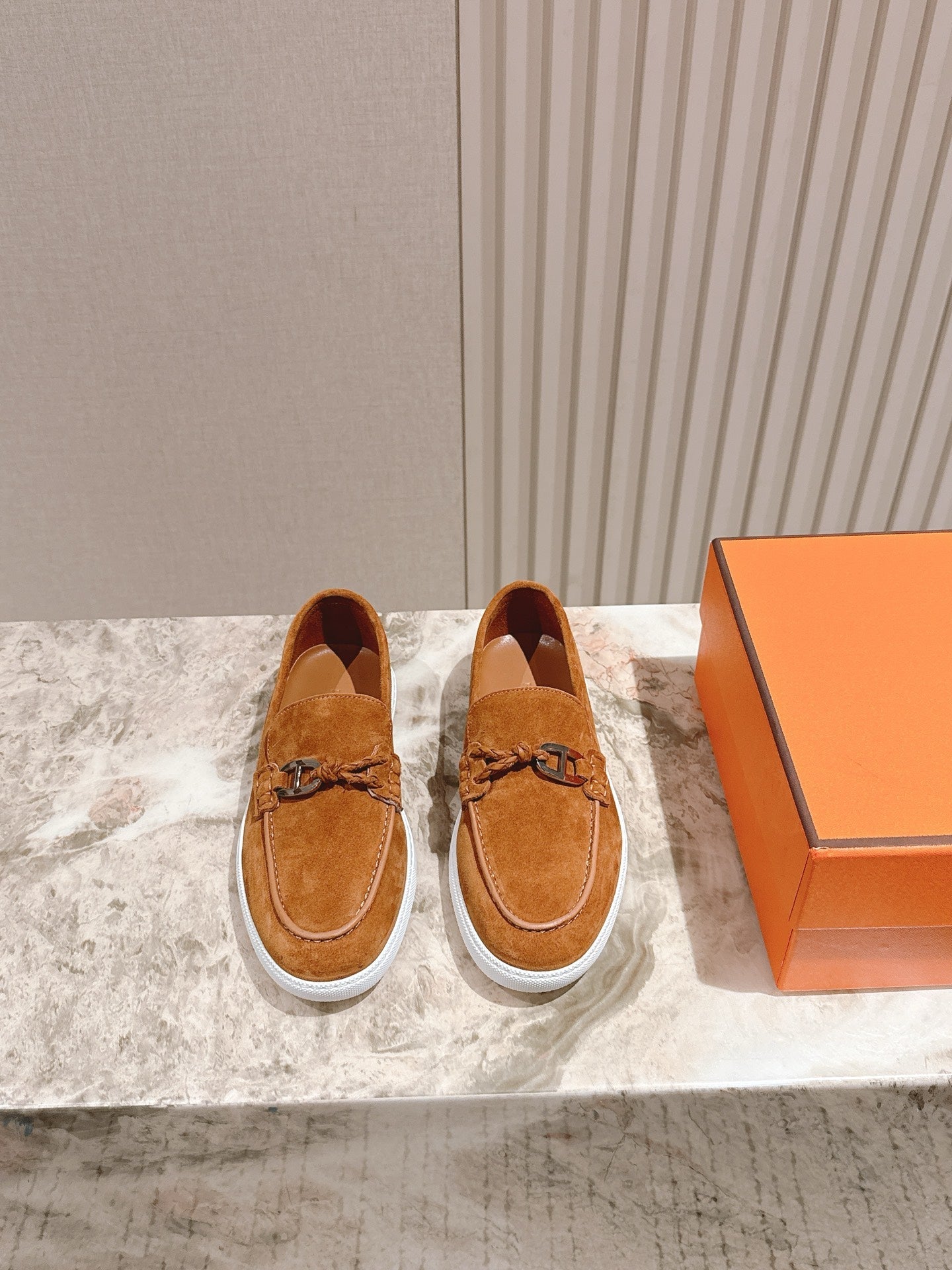 HM 25s Ignacio Loafer Caramel Suede Rubber 445341