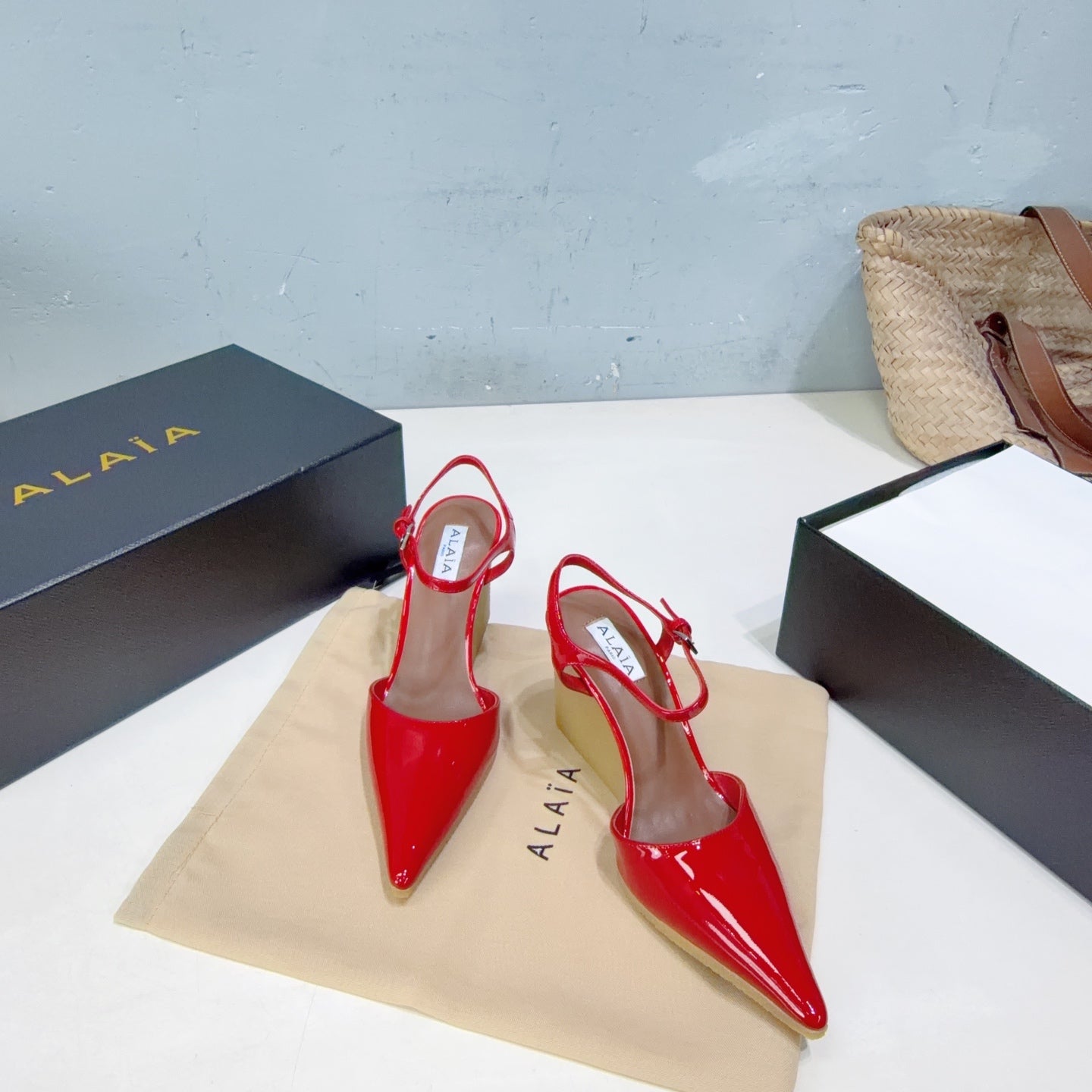 Alaia Wedge Pumps 10cm Red Patent Leather 674288
