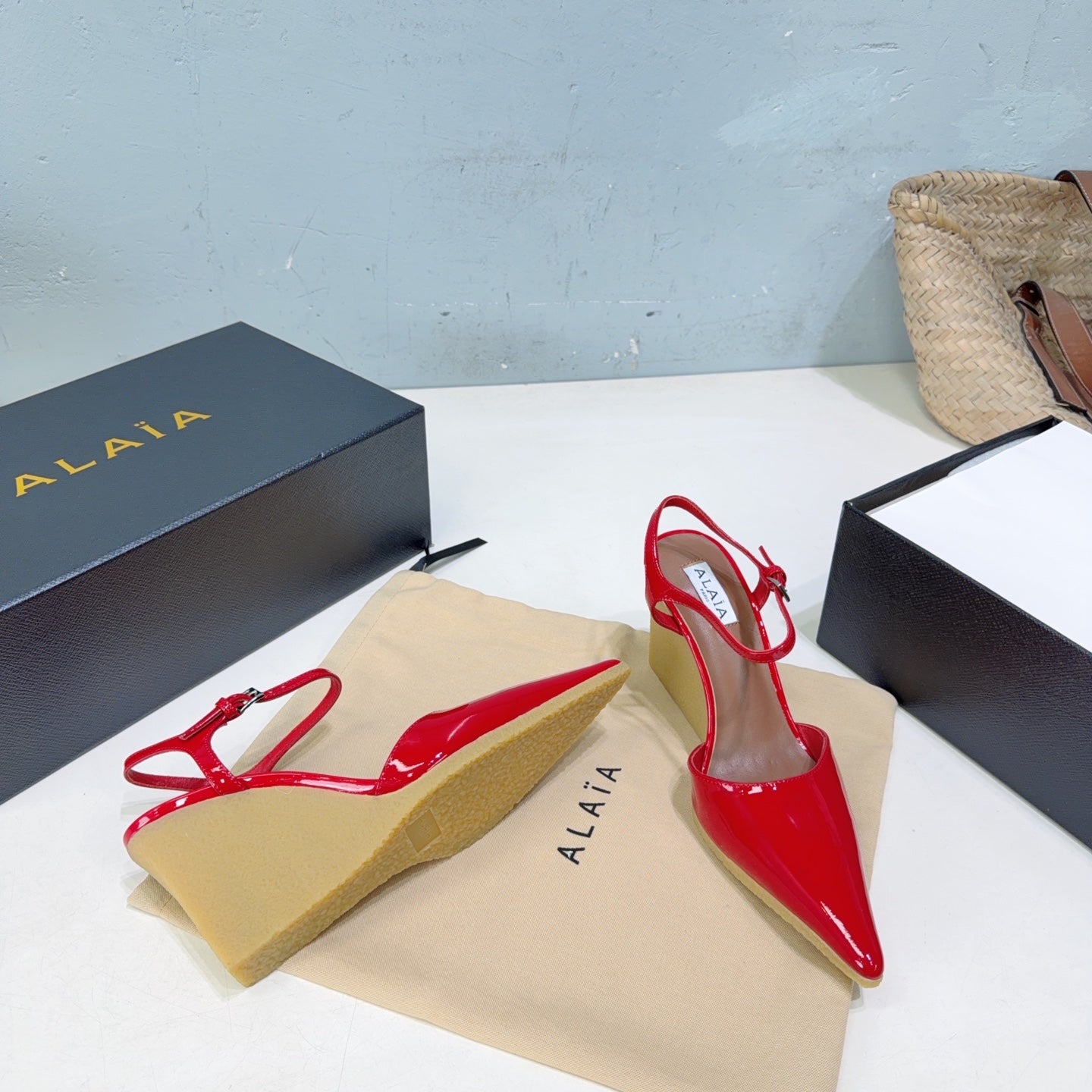 Alaia Wedge Pumps 10cm Red Patent Leather 674288