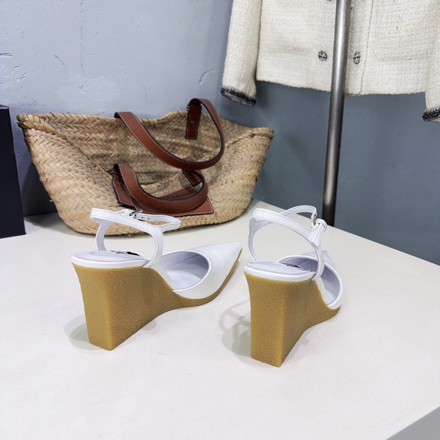 Alaia Wedge Pumps 10cm White Sheepskin 674289