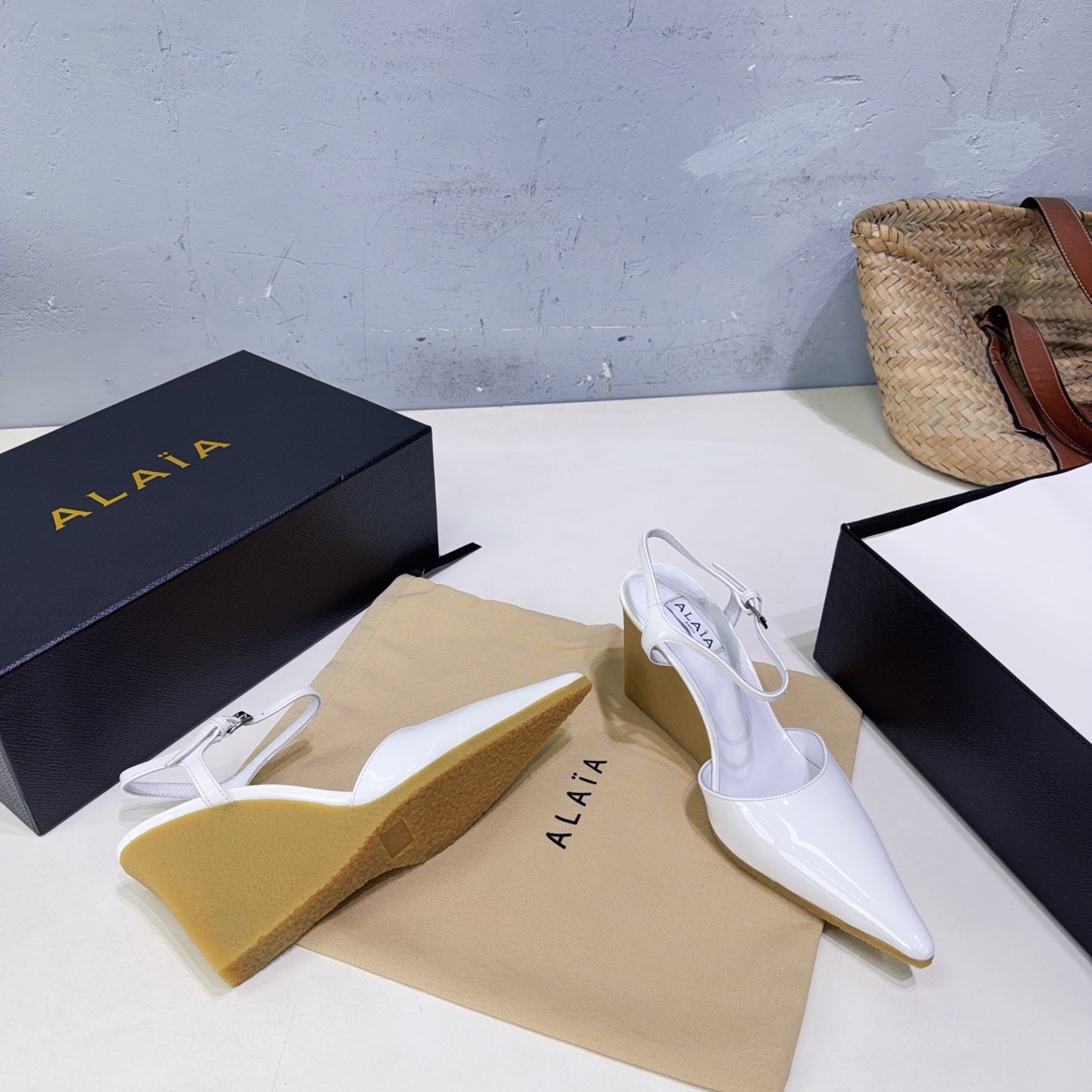 Alaia Wedge Pumps 10cm White Sheepskin 674289