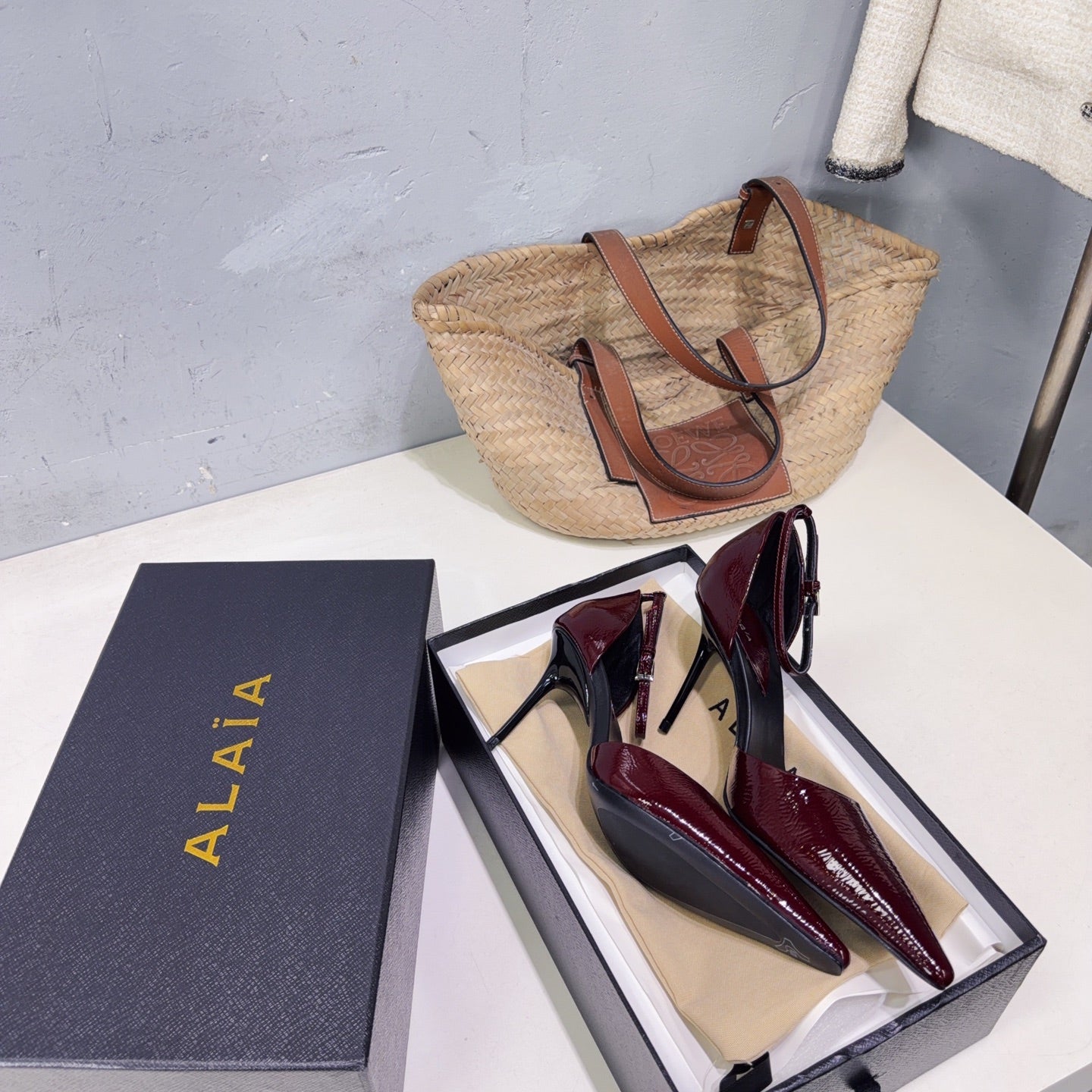 Alaia Drop Pumps 10cm Burgundy Glossy Leather 674292