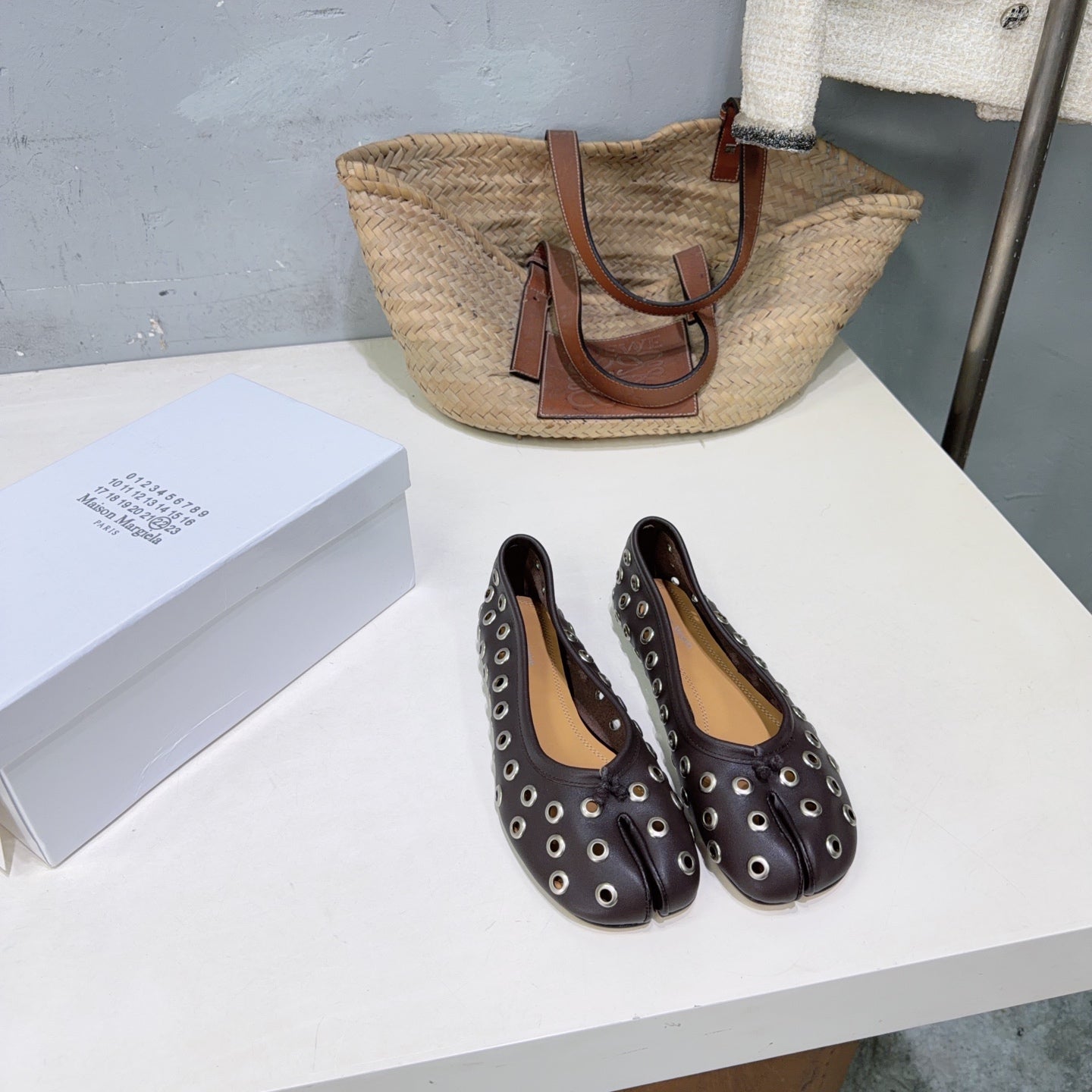 MM6 Bellissima Ballerina Eyelet Details Coffee Cowhide 893693