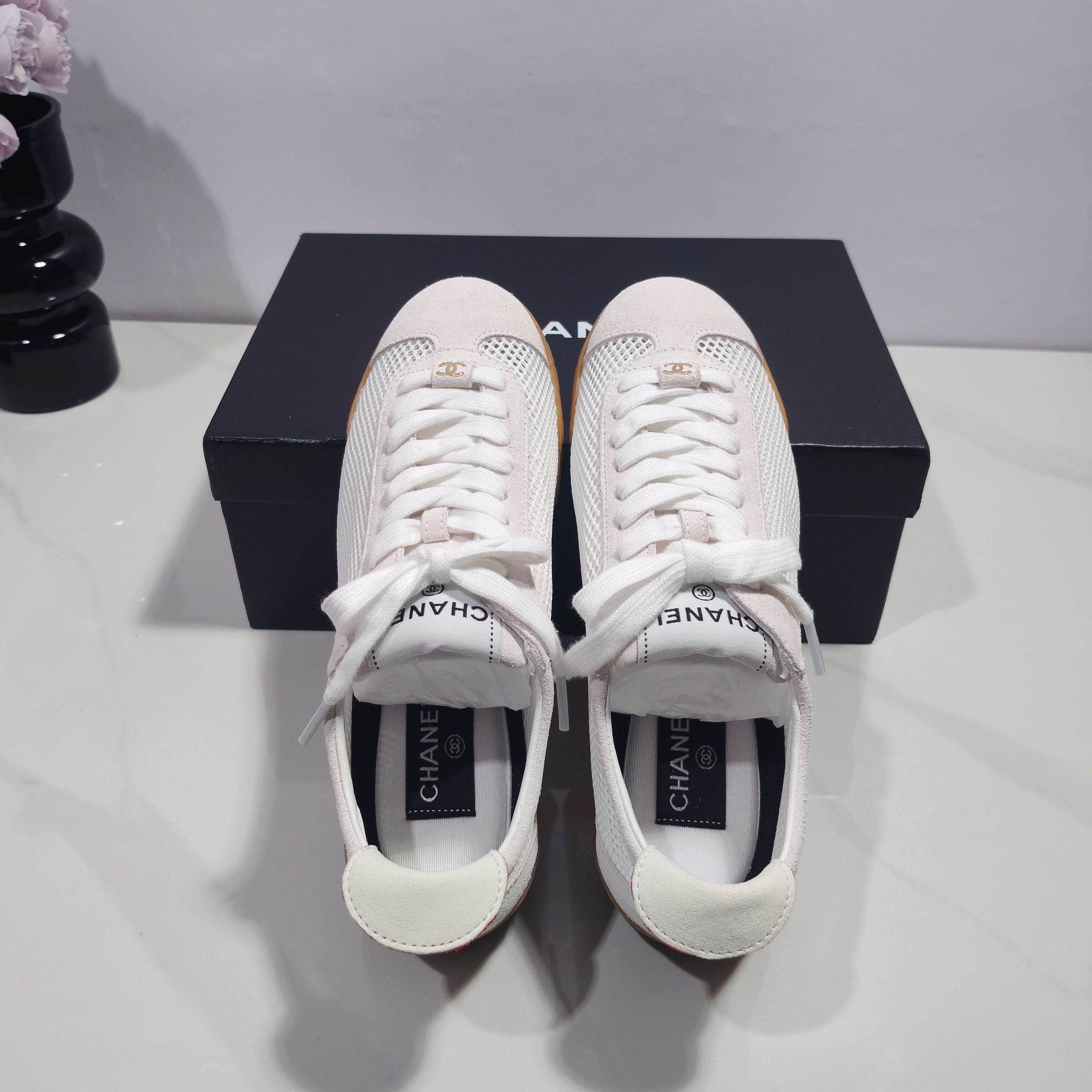 CC 26s Sneakers White Suede Mesh 953774