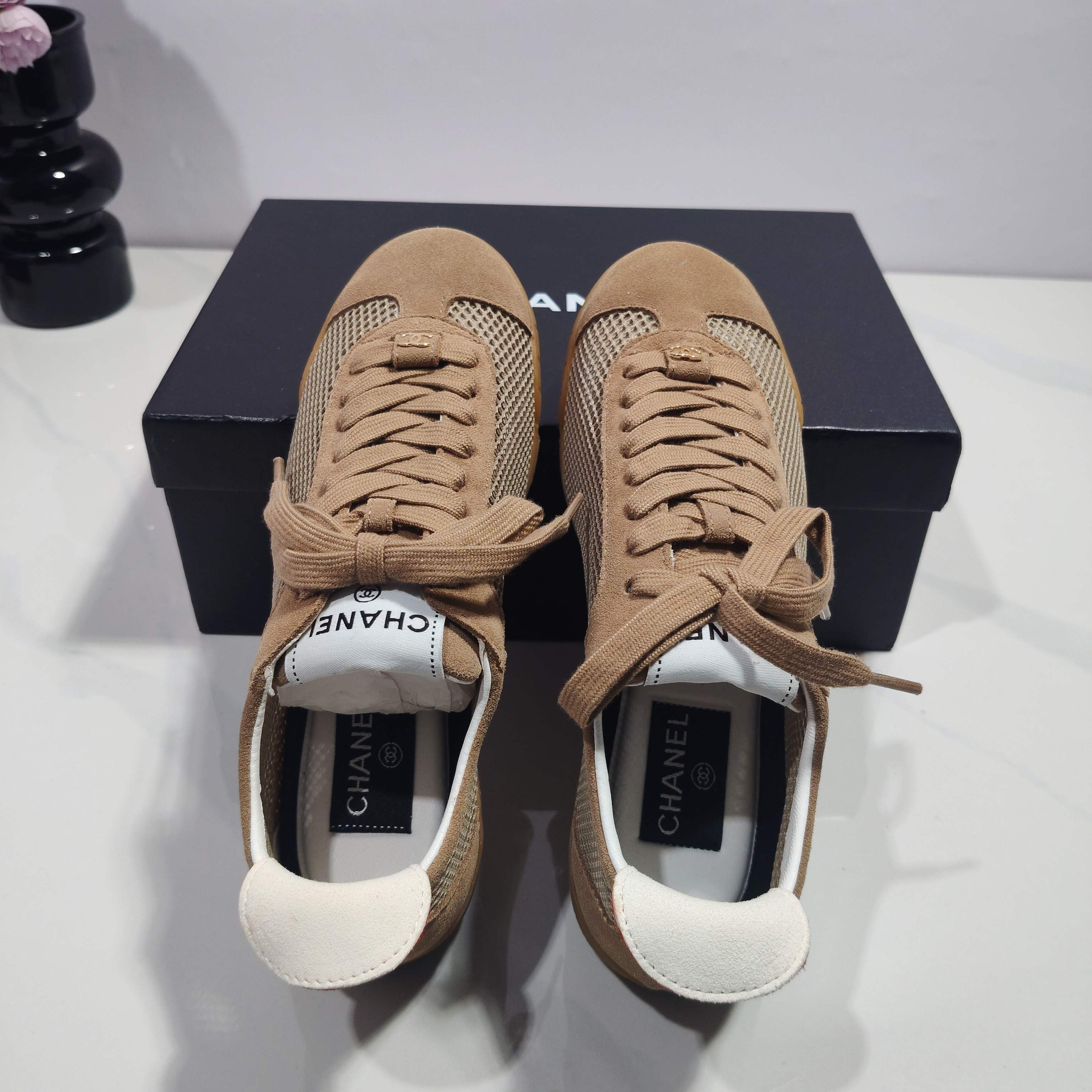 CC 26s Sneakers Beige Suede Mesh 953775