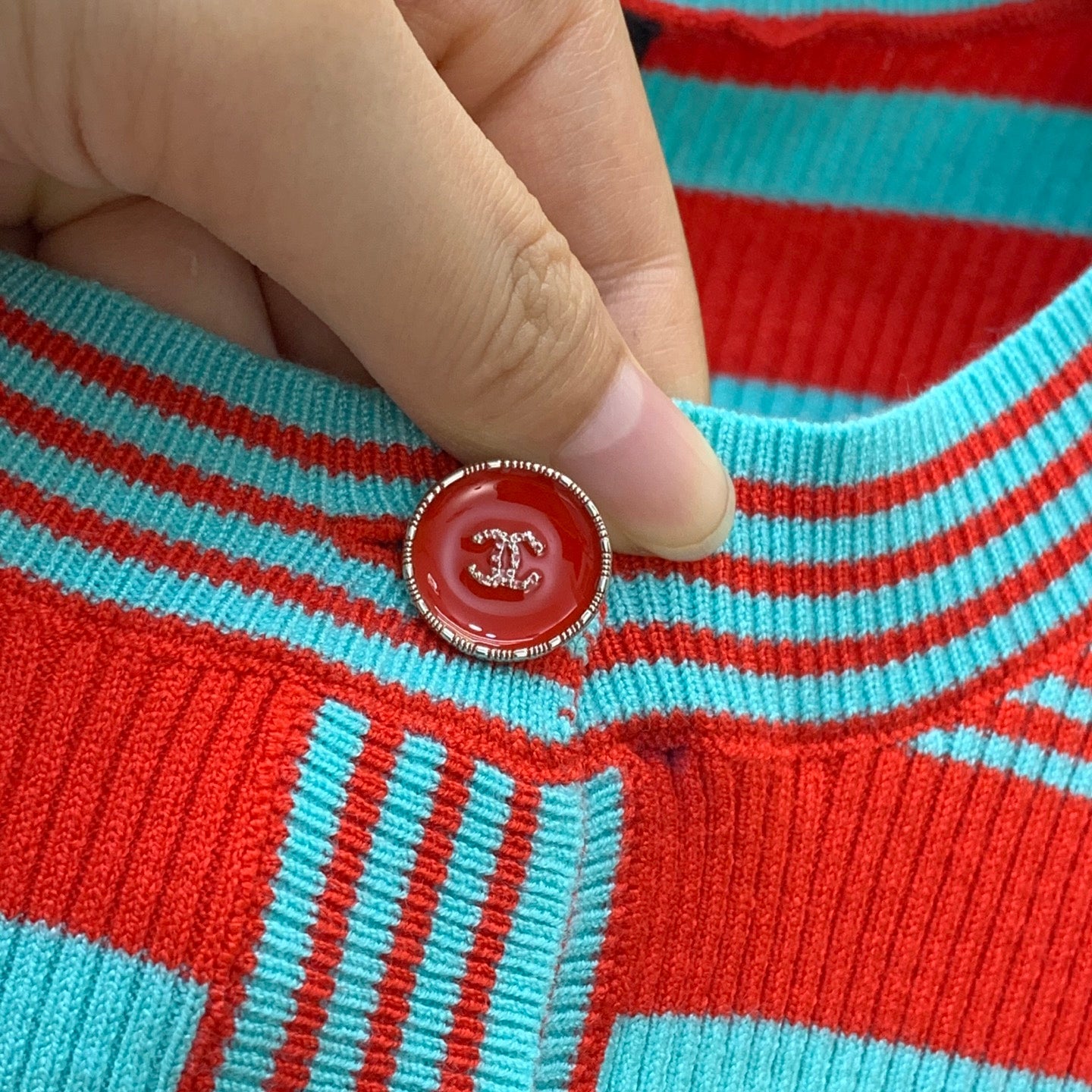 CC Coco Beach 2026 Neck Short-Sleeved Knit Top Red Turquoise Cotton 411909