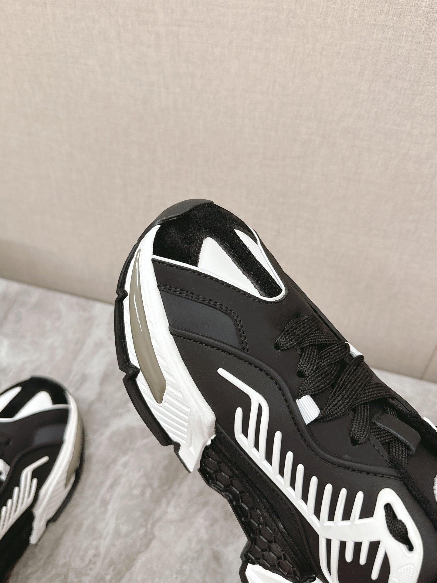 DC Daymaster Sneakers Black White Cowhide & TPU 116665