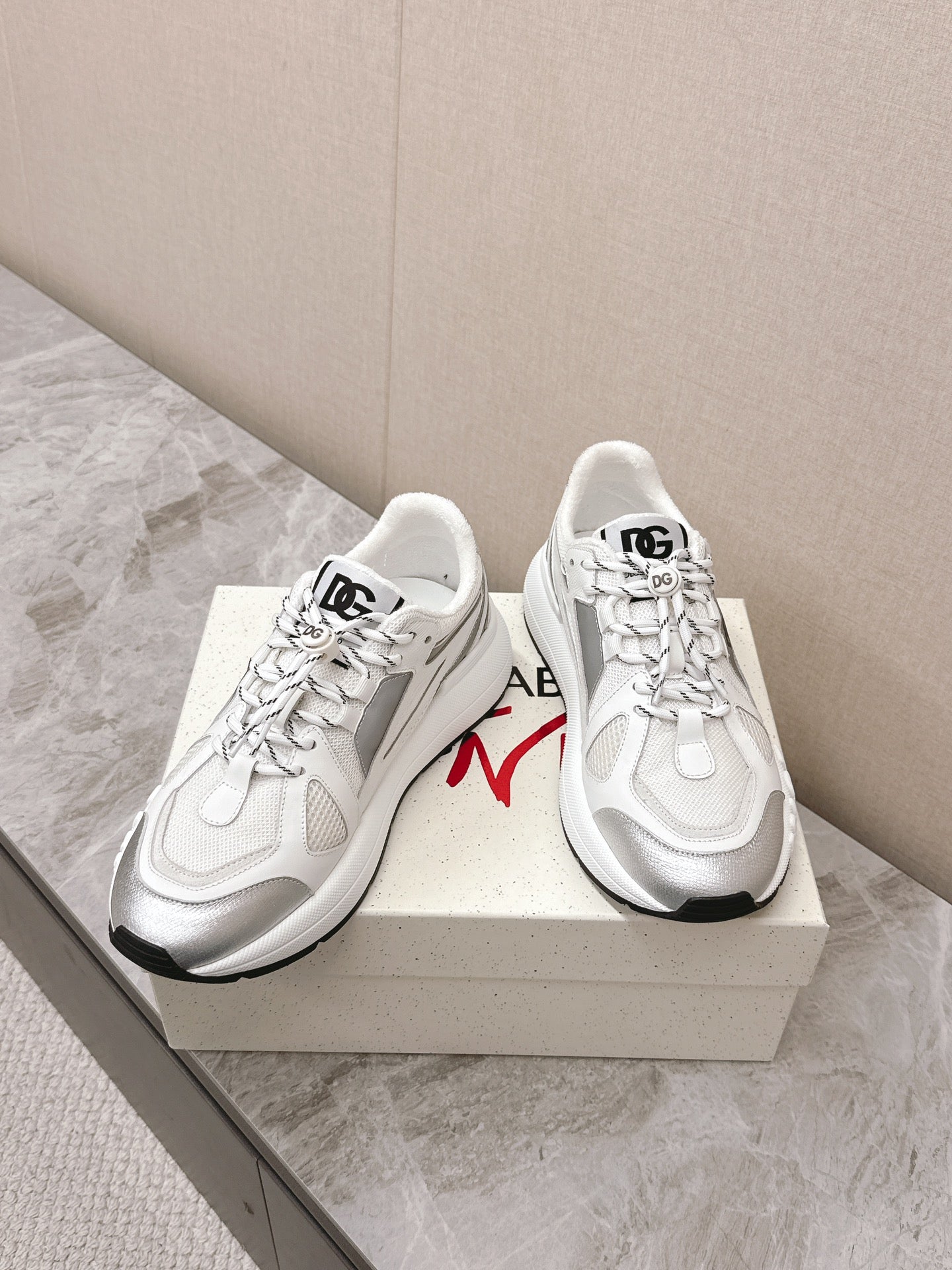 DC Chunky Sneakers White Silver Cowhide & Mesh Lining 339129