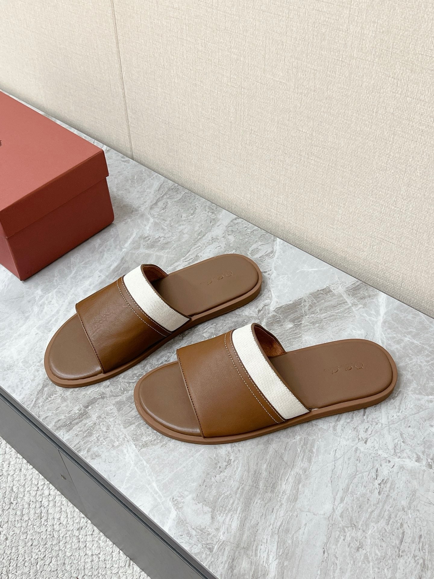 LP 26s Men’s Slides Sandal In Brown Calfskin And Ivory White Canvas