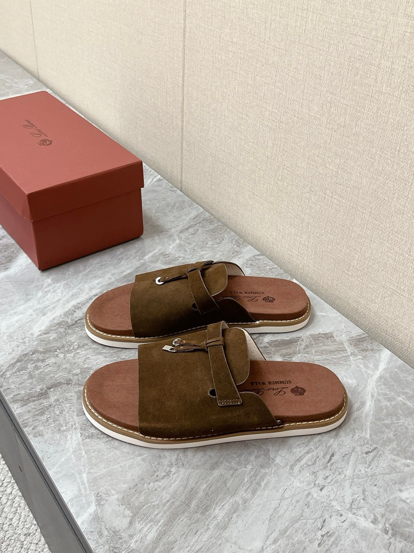 LP 26s Men’s Lock Charm Slides In Dark Brown Suede Silver Hardware